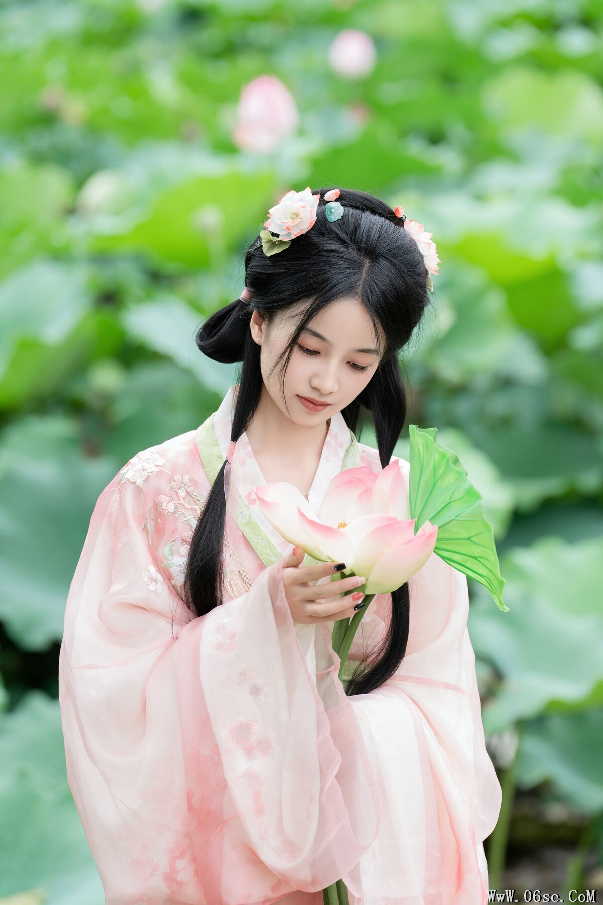 图片[16]-YiTuYu艺图语 Vol.7510 Spring[25P]-六色网