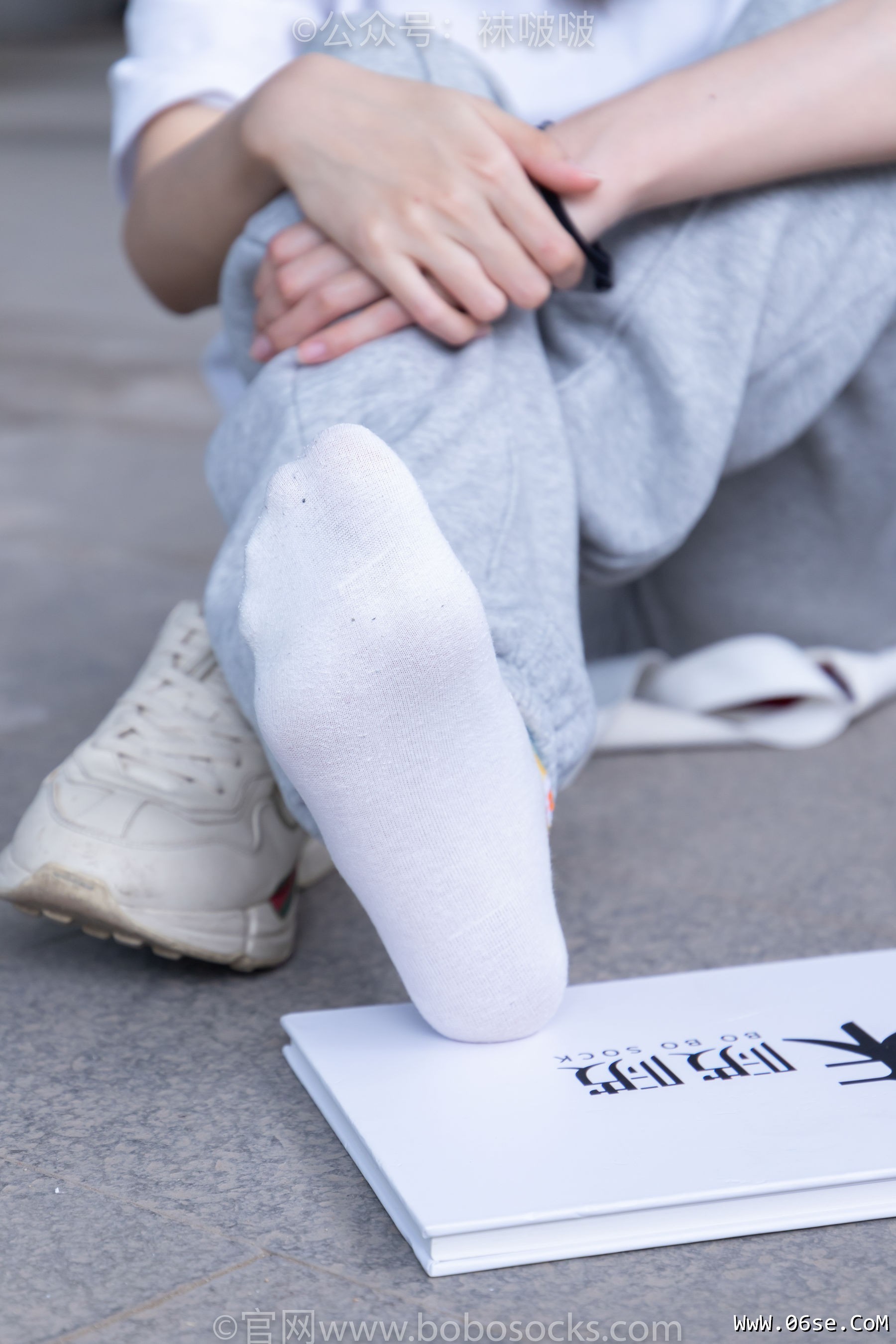 图片[57]-BoBoSocks袜啵啵 No.012 泡芙-运动鞋、白棉袜、裸足[132P]-六色网