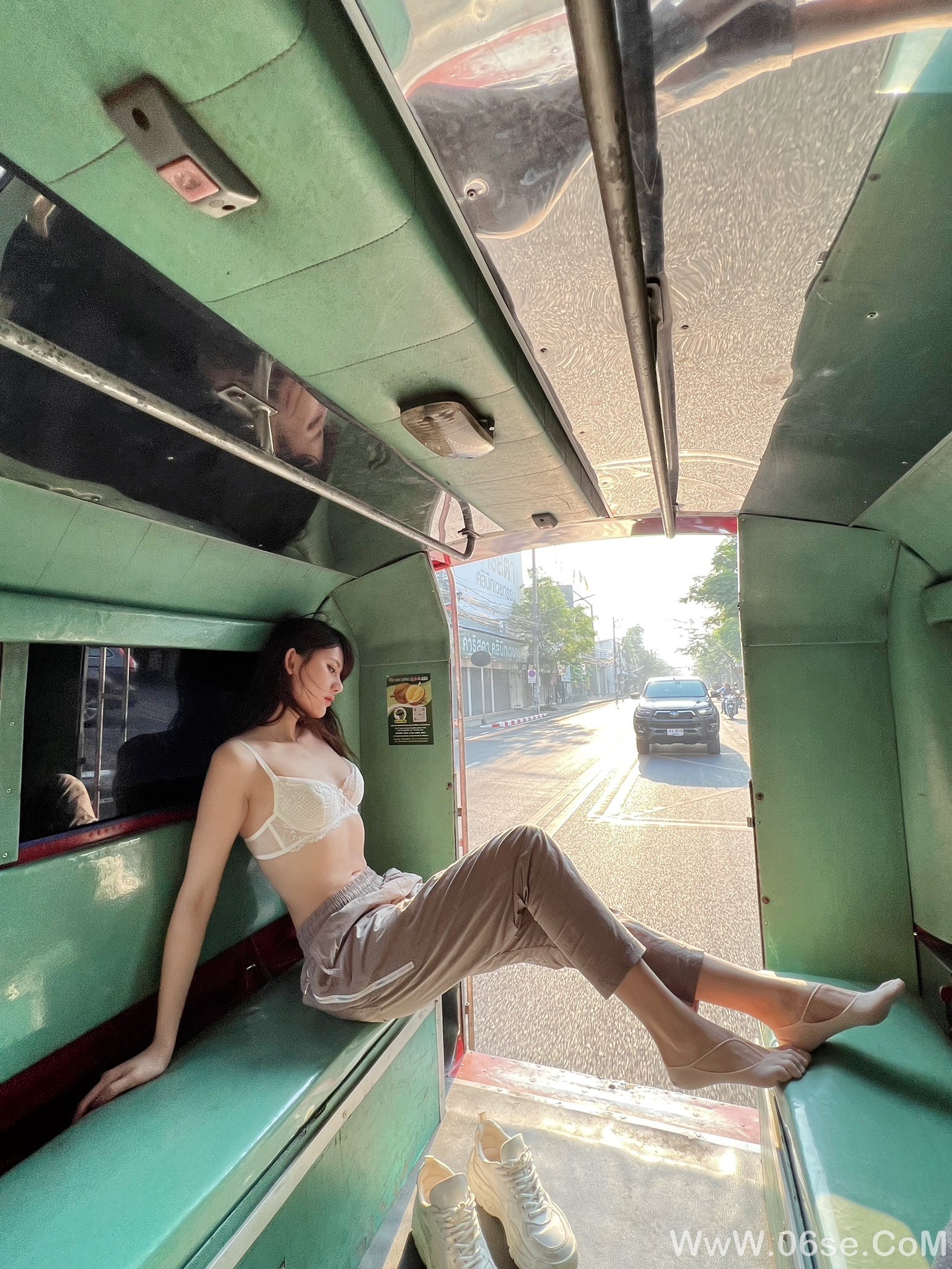 图片[4]-就是阿朱啊 – NO.018 tutu车[9P]-六色网
