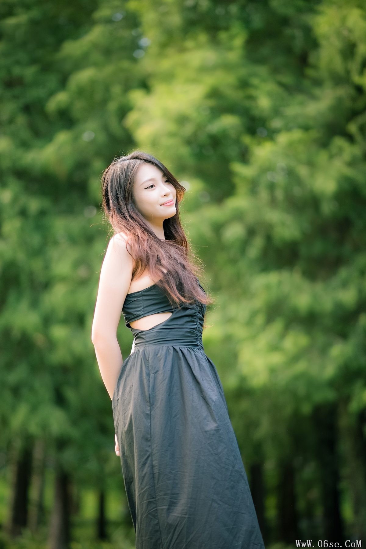 图片[24]-YiTuYu艺图语 Vol.4944 Xiao Qiu[33P]-六色网