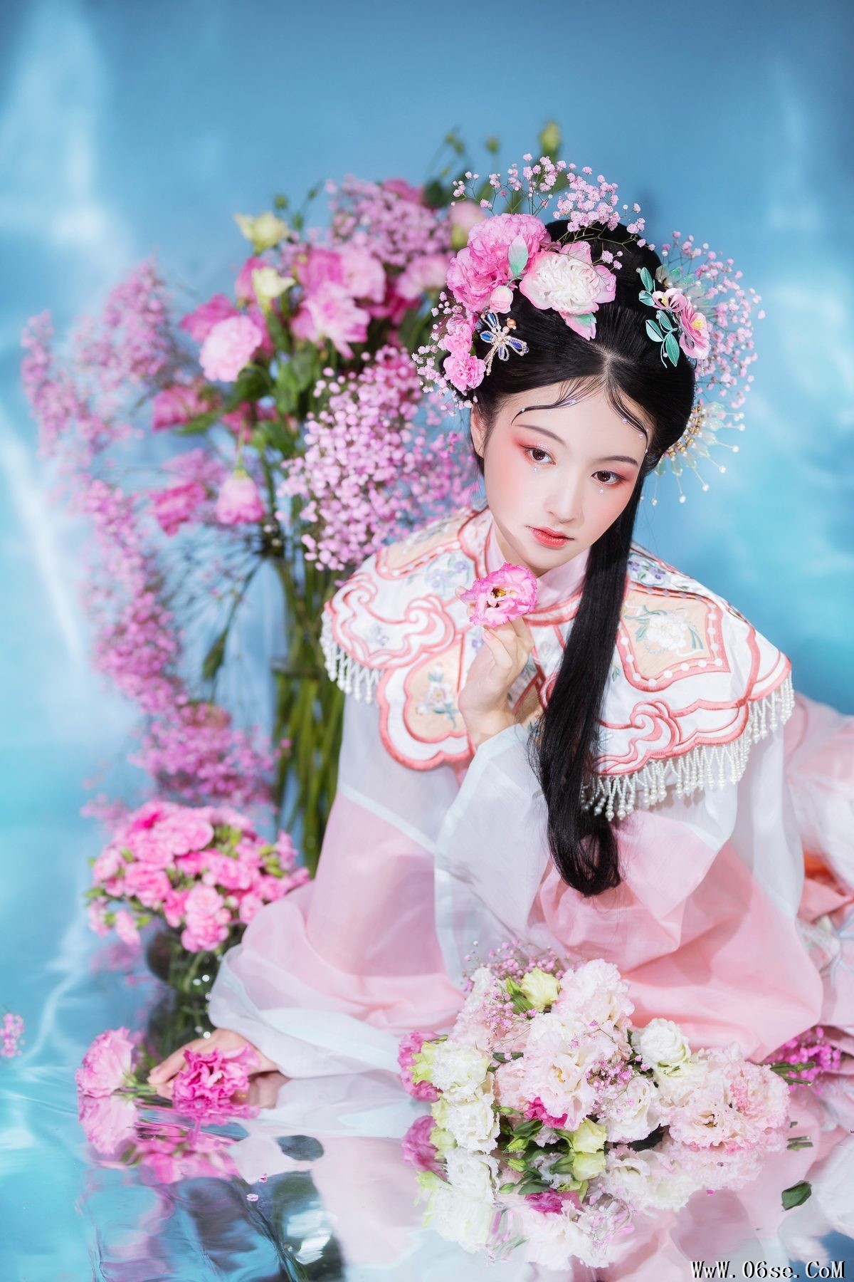 图片[4]-YiTuYu艺图语 Vol.4153 Pei Pei[26P]-六色网