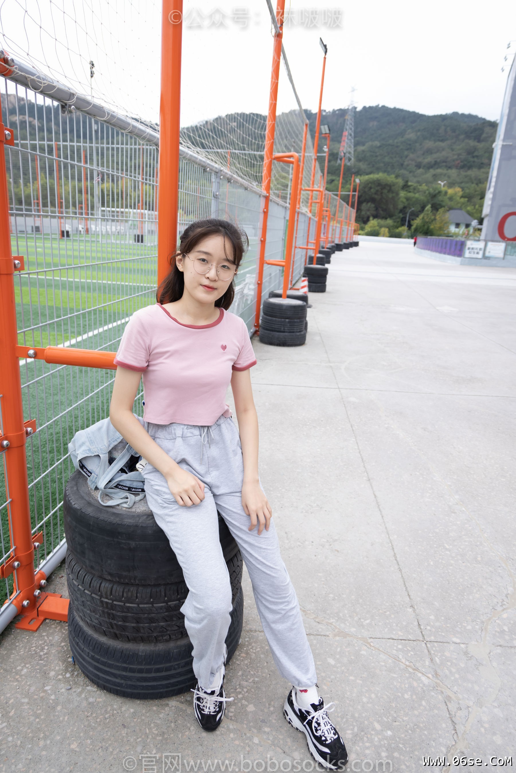 图片[19]-BoBoSocks袜啵啵 No.016 熊熊-斯凯奇运动鞋、棉袜、裸足[147P]-六色网