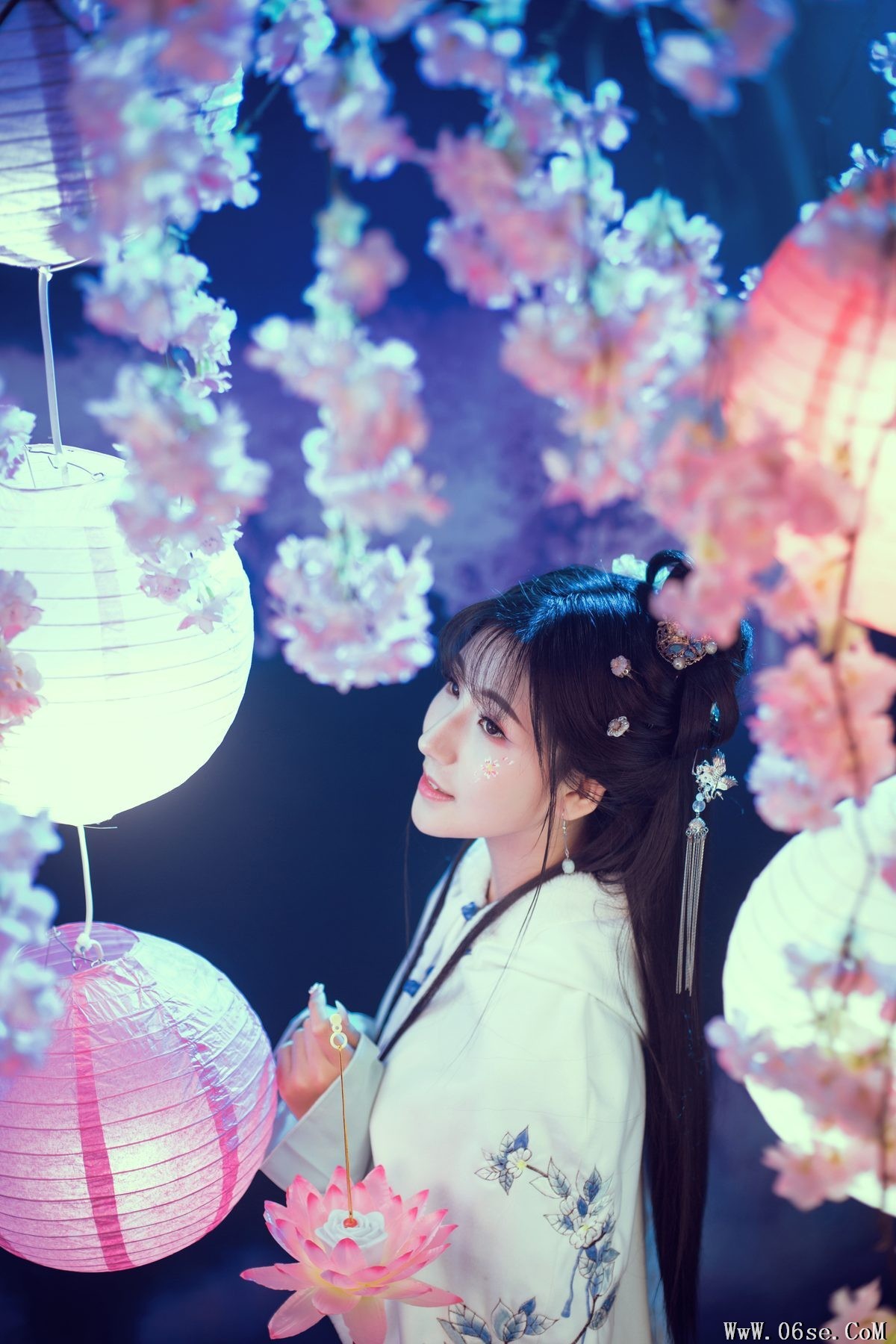 图片[25]-YiTuYu艺图语 Vol.3666 Li Lee[27P]-六色网