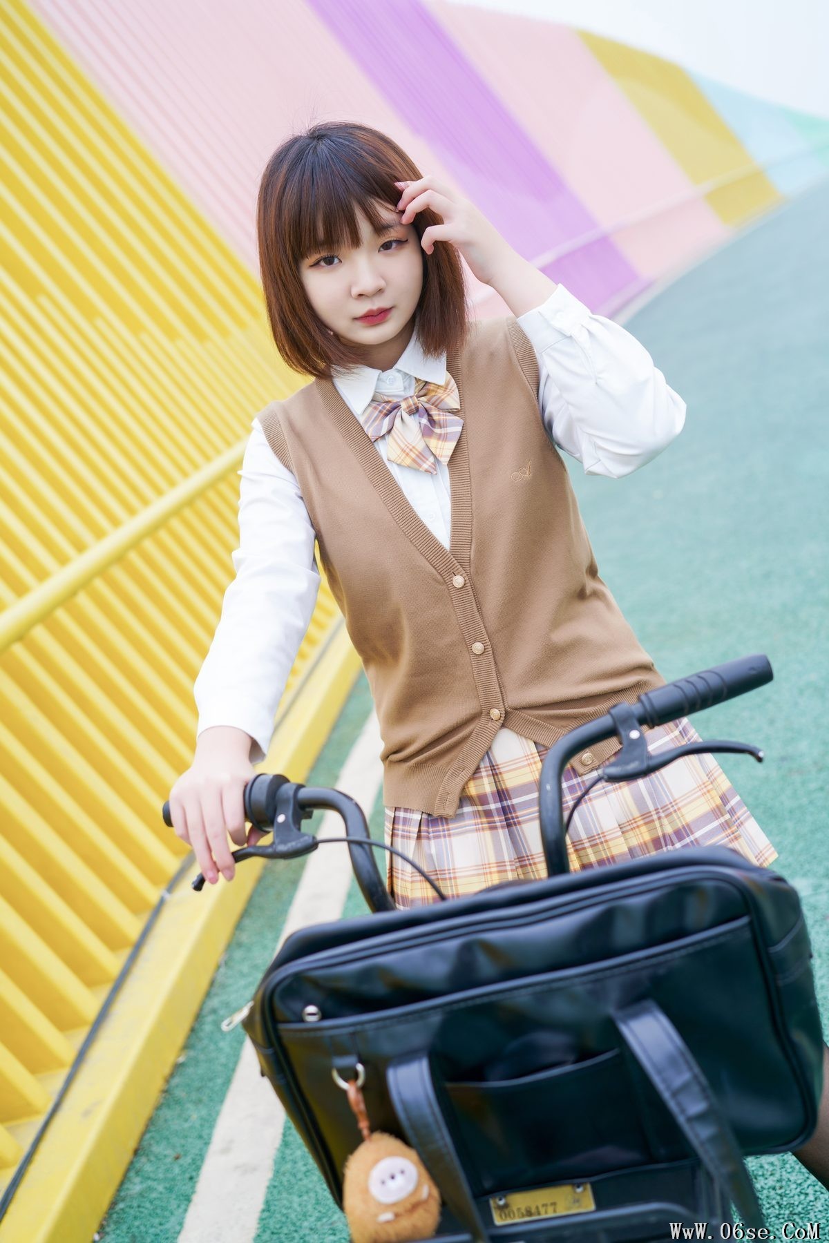图片[8]-YiTuYu艺图语 Vol.3708 Zhong Yi[22P]-六色网