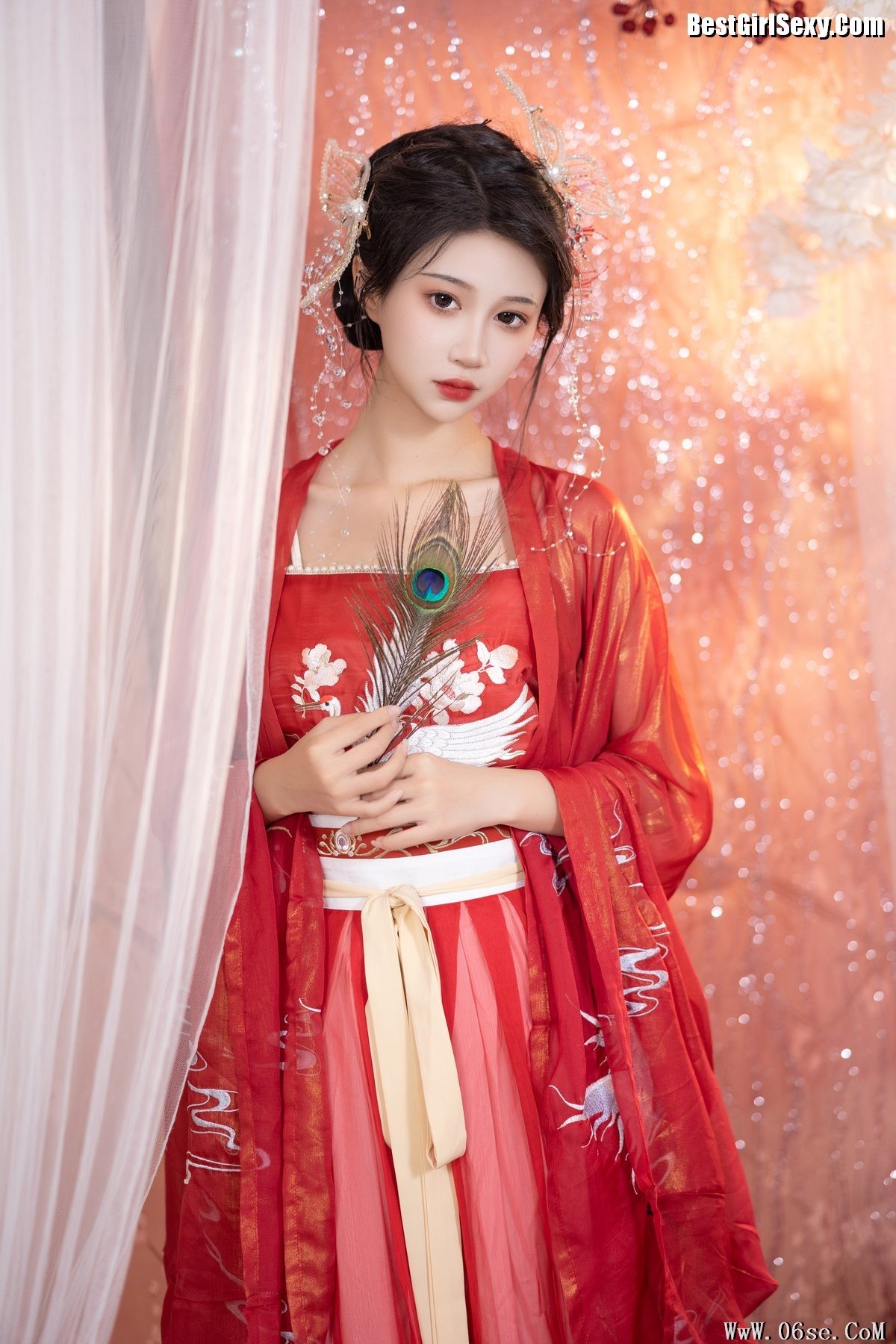 图片[13]-YiTuYu艺图语 Vol.4129 Qi Luo Sheng De Xiao Su Su[25P]-六色网