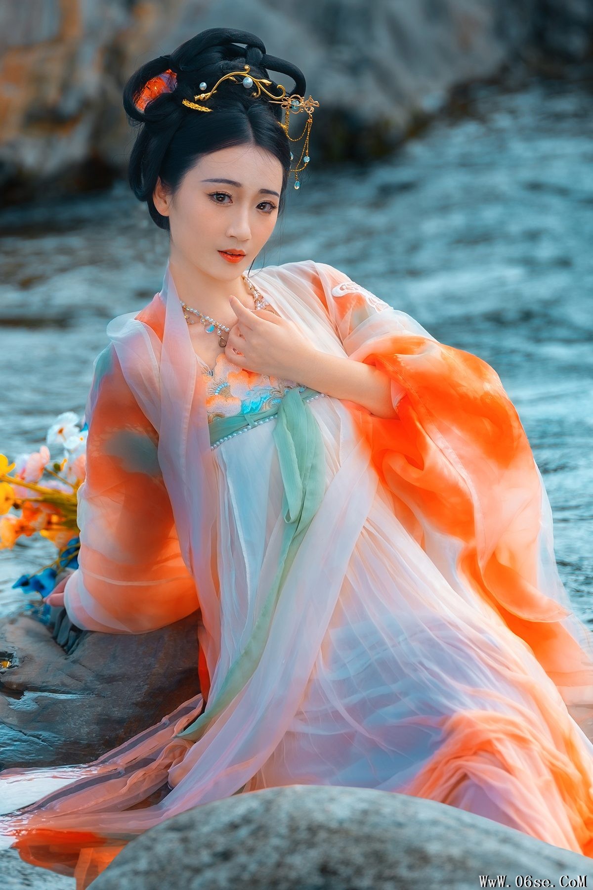 YiTuYu艺图语 Vol.5089 Long En Xing[49P]-六色网