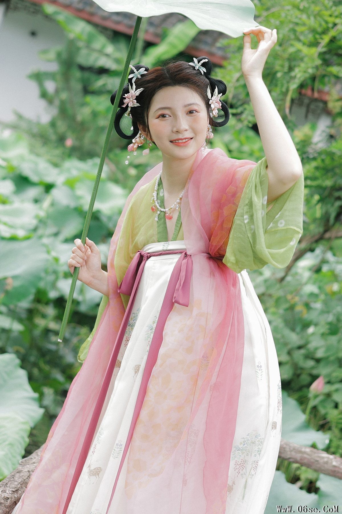 YiTuYu艺图语 Vol.5717 Li Yue[33P]-六色网