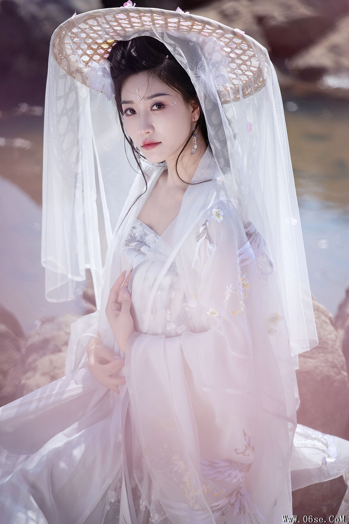 YiTuYu艺图语 Vol.6670 Tong Mu Mu[22P]-六色网