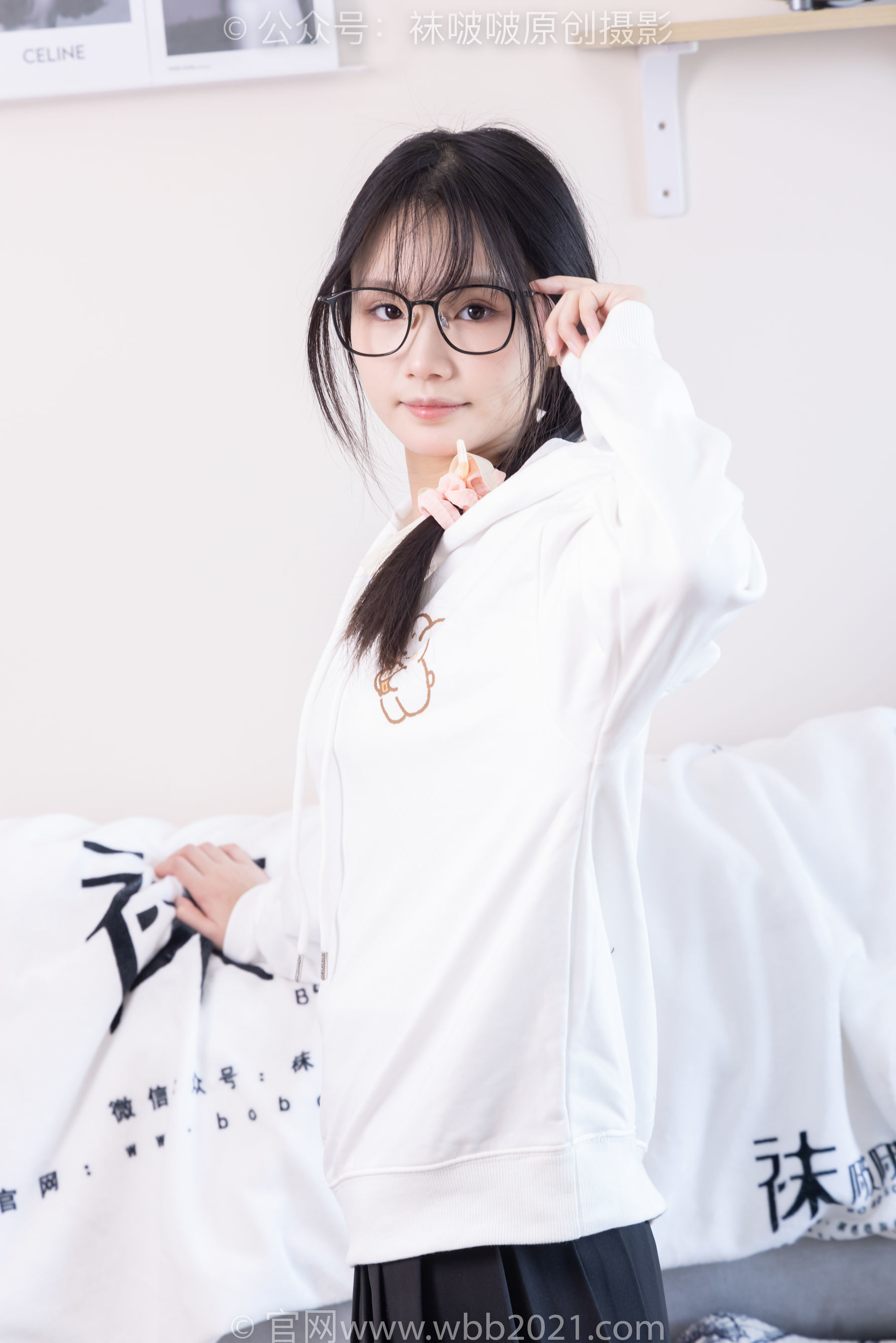 图片[90]-BoBoSocks袜啵啵 No.368 甜甜圈 -运动鞋、白棉袜、油亮肉丝[160P]-六色网