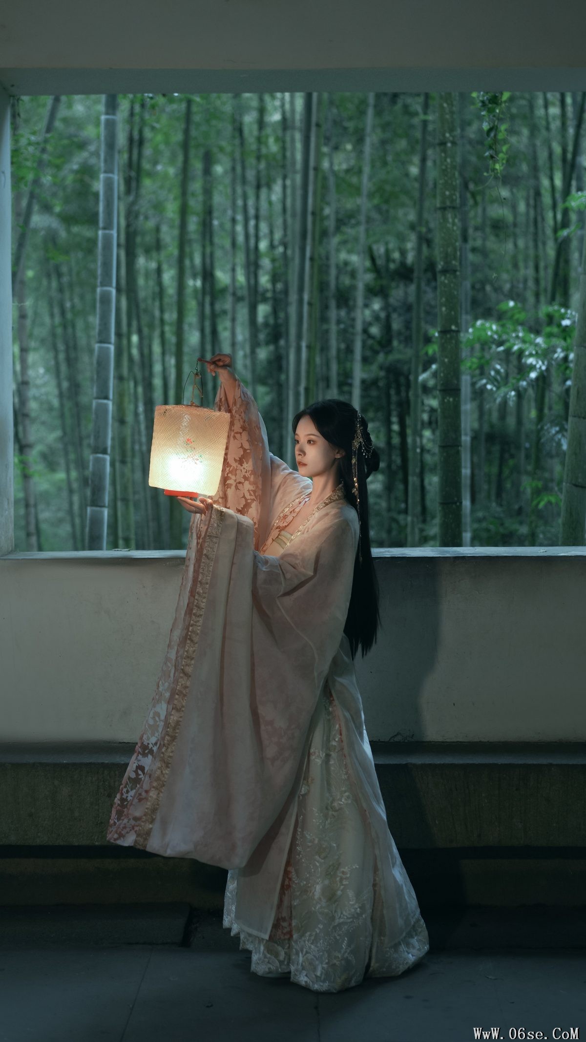 图片[20]-YiTuYu艺图语 Vol.5640 Zou Yu Tong[26P]-六色网