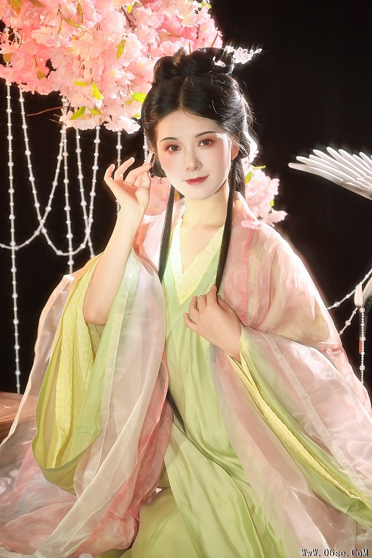 图片[5]-YiTuYu艺图语 Vol.5282 Yi Yi Bu Xiang Zhang Pang Pang[24P]-六色网