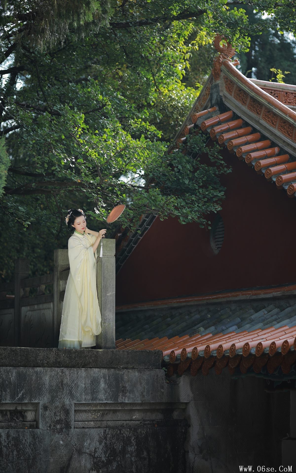 图片[23]-YiTuYu艺图语 Vol.3099 YunFleur[41P]-六色网