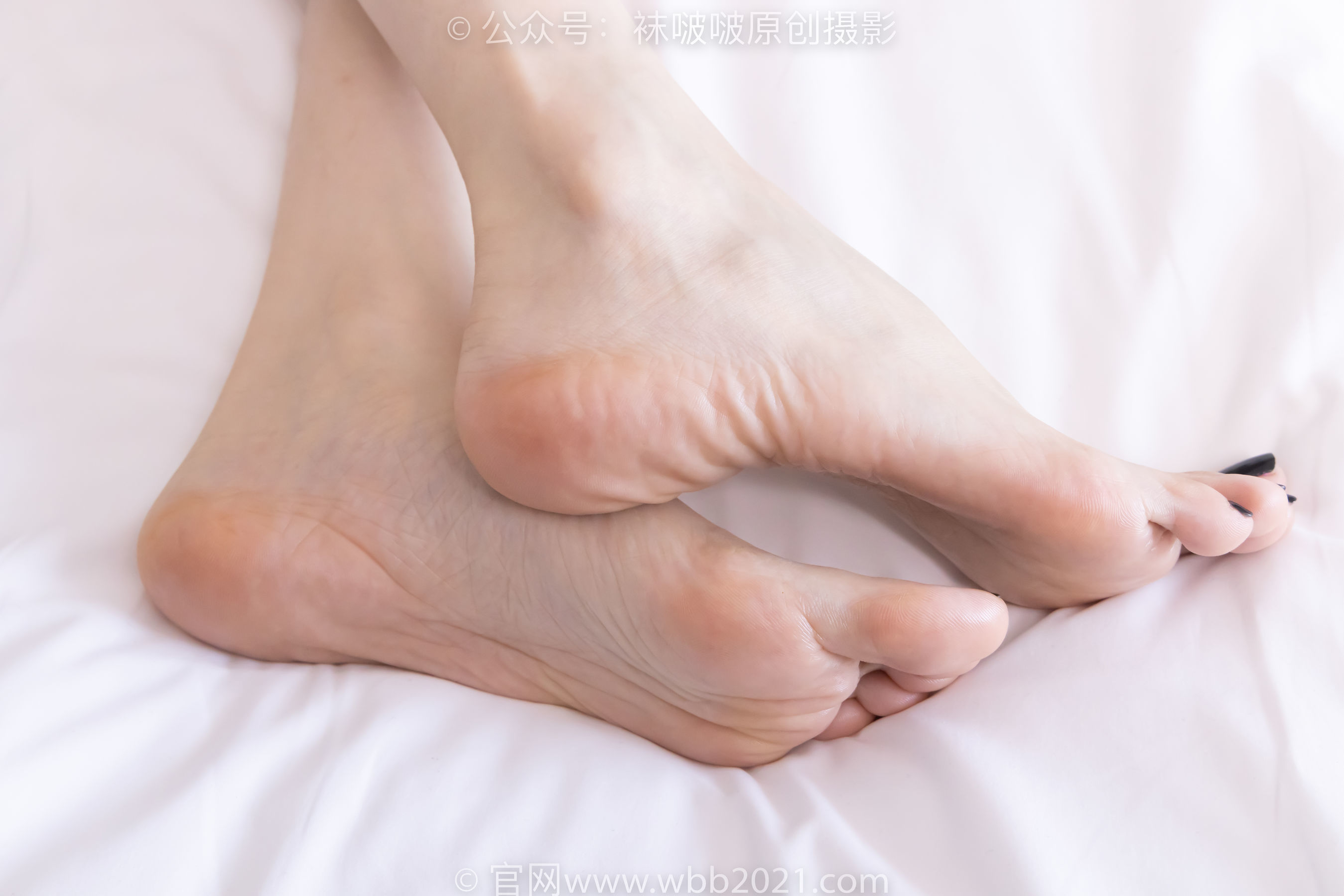 图片[49]-BoBoSocks袜啵啵 No.417 稚予 – 板鞋、白棉袜、裸足、裸足部分脚底抹精油[199P]-六色网