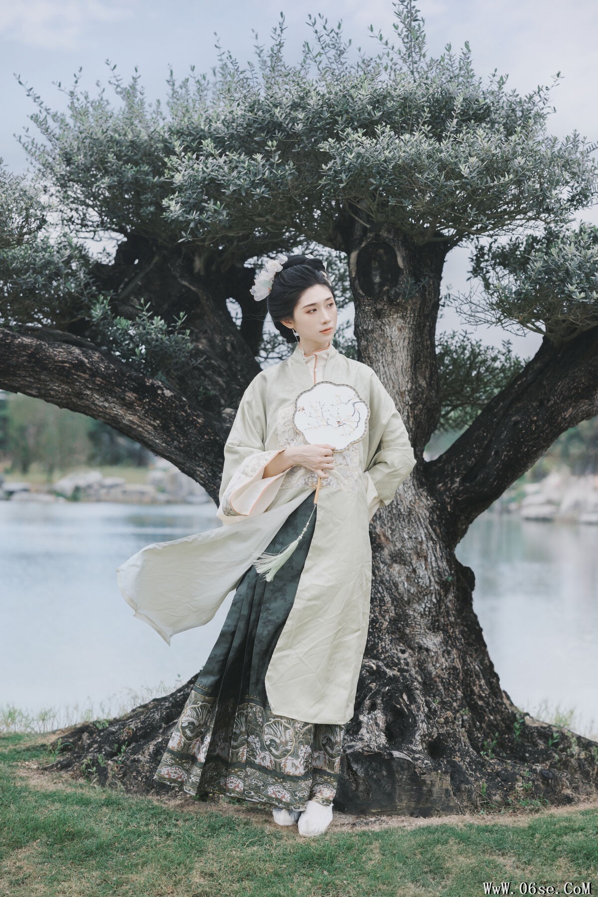 图片[4]-YiTuYu艺图语 Vol.6845 Yu Shao Yao Zao Shui[32P]-六色网