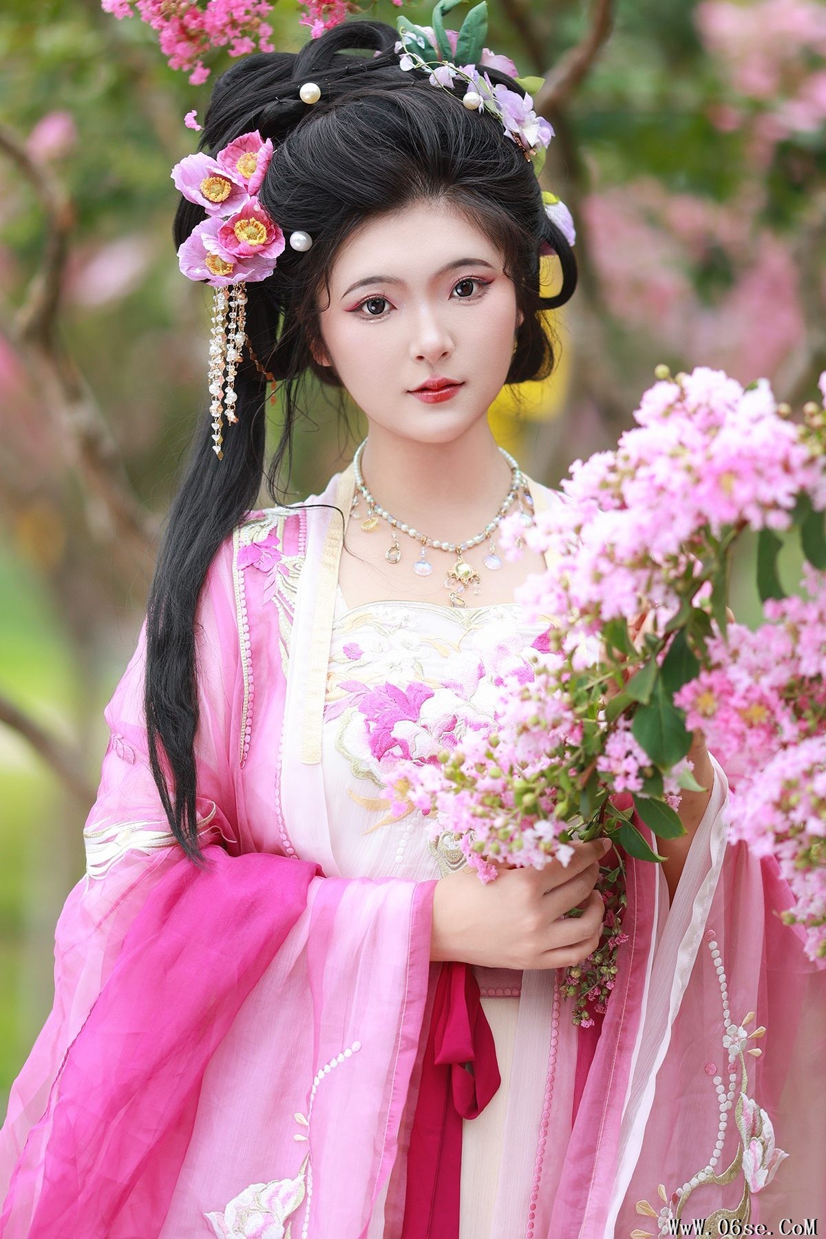 YiTuYu艺图语 Vol.5377 KaiLin Jiang[48P]-六色网