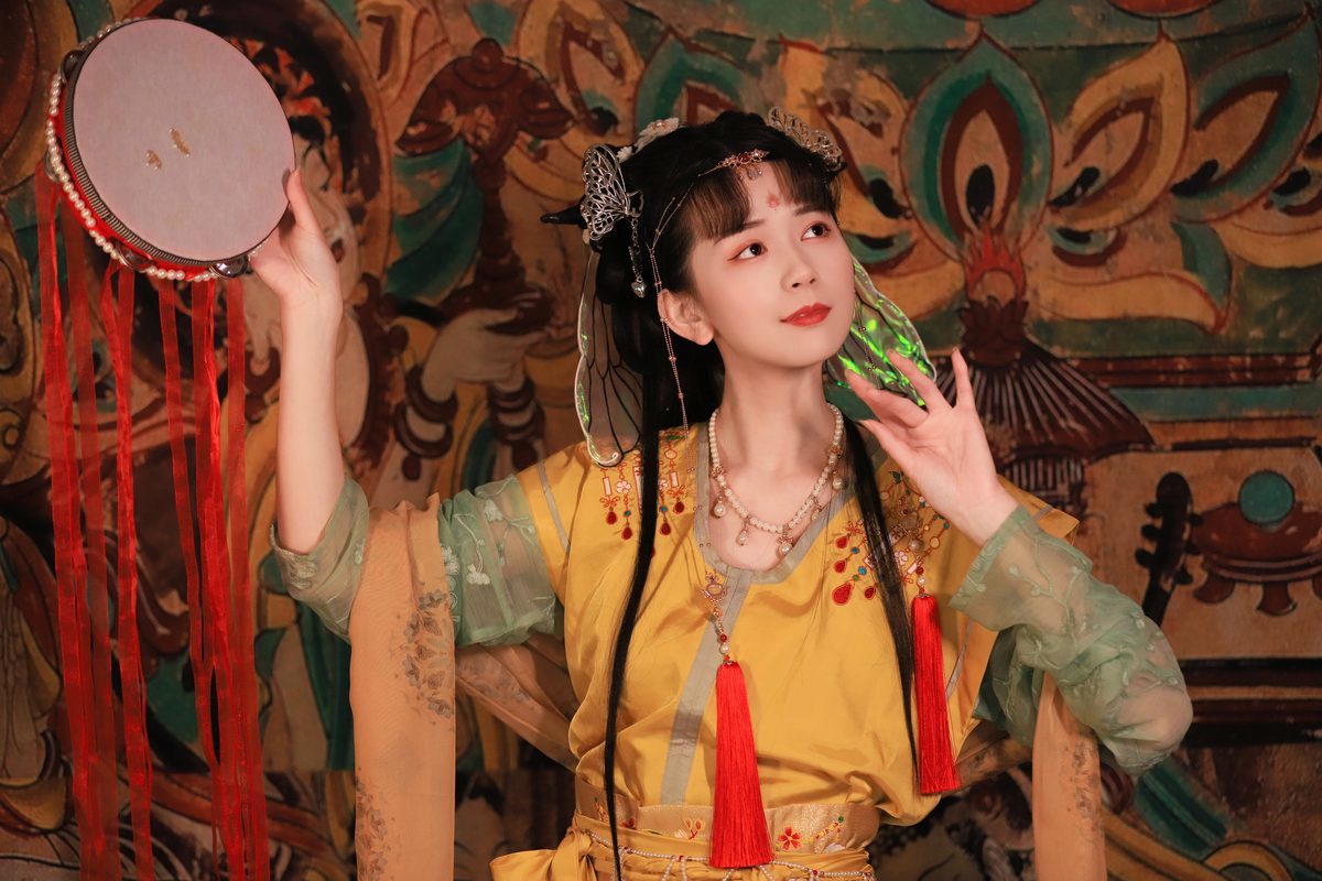 图片[12]-YiTuYu艺图语 Vol.5447 Ce Er Qing Xin Ting[27P]-六色网