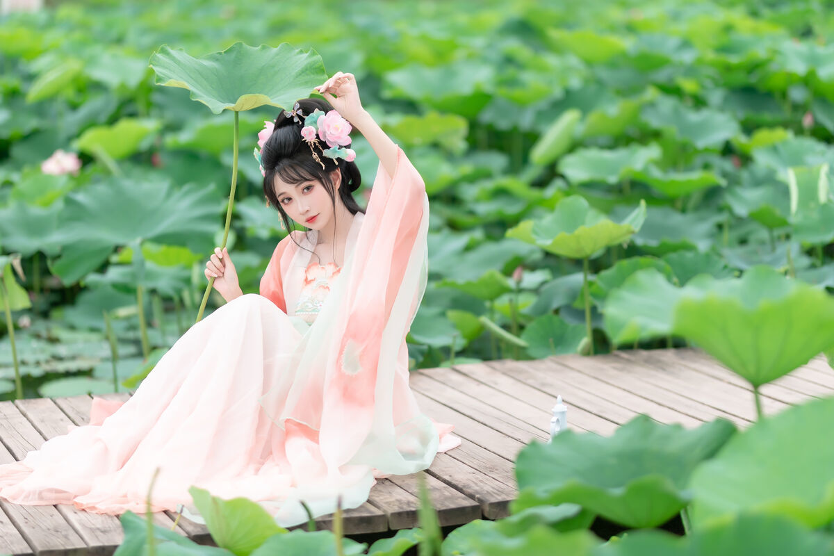 图片[10]-YiTuYu艺图语 Vol.7685 Qi Luo Sheng De Xiao Su Su[28P]-六色网