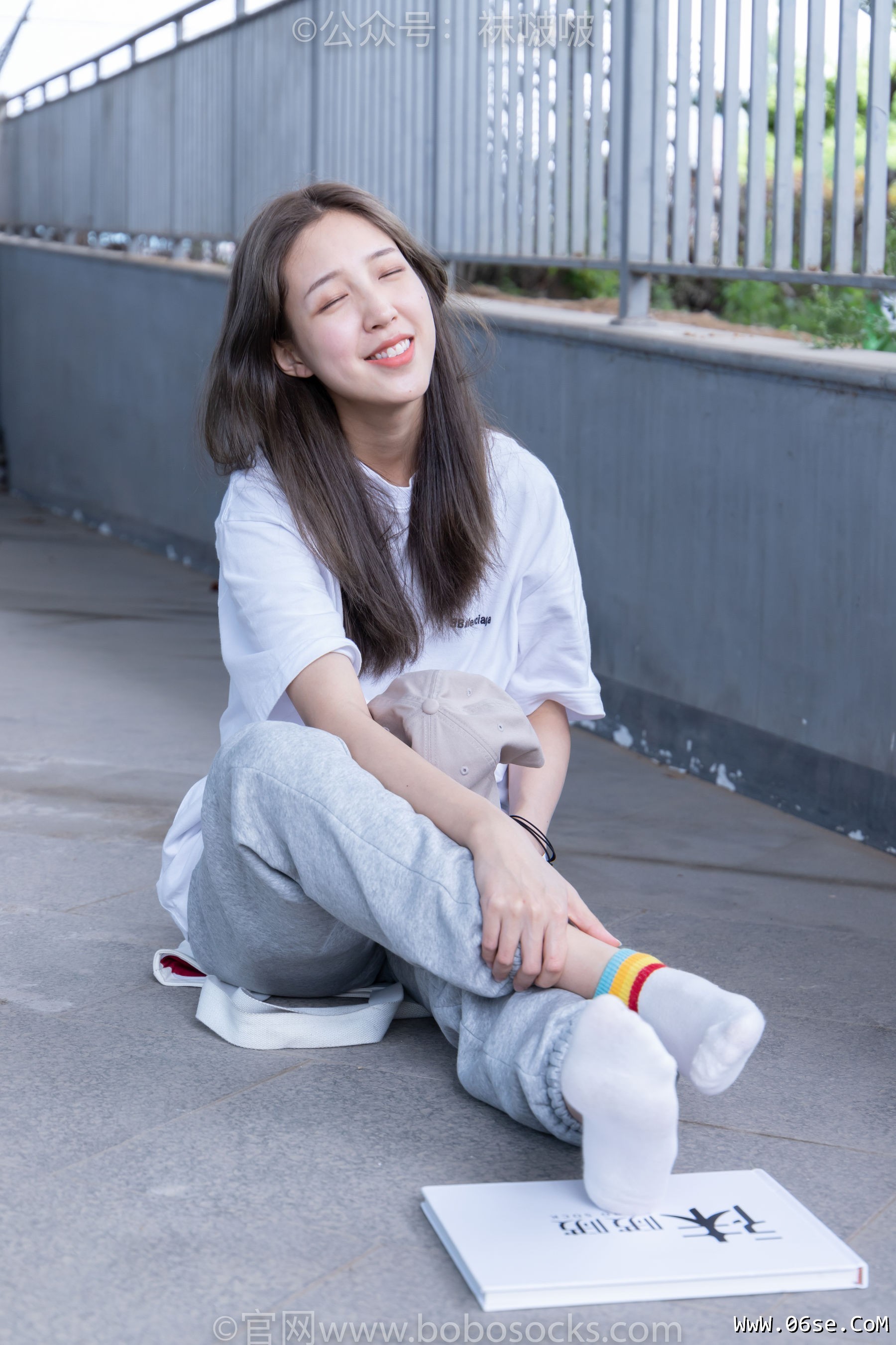 图片[79]-BoBoSocks袜啵啵 No.012 泡芙-运动鞋、白棉袜、裸足[132P]-六色网