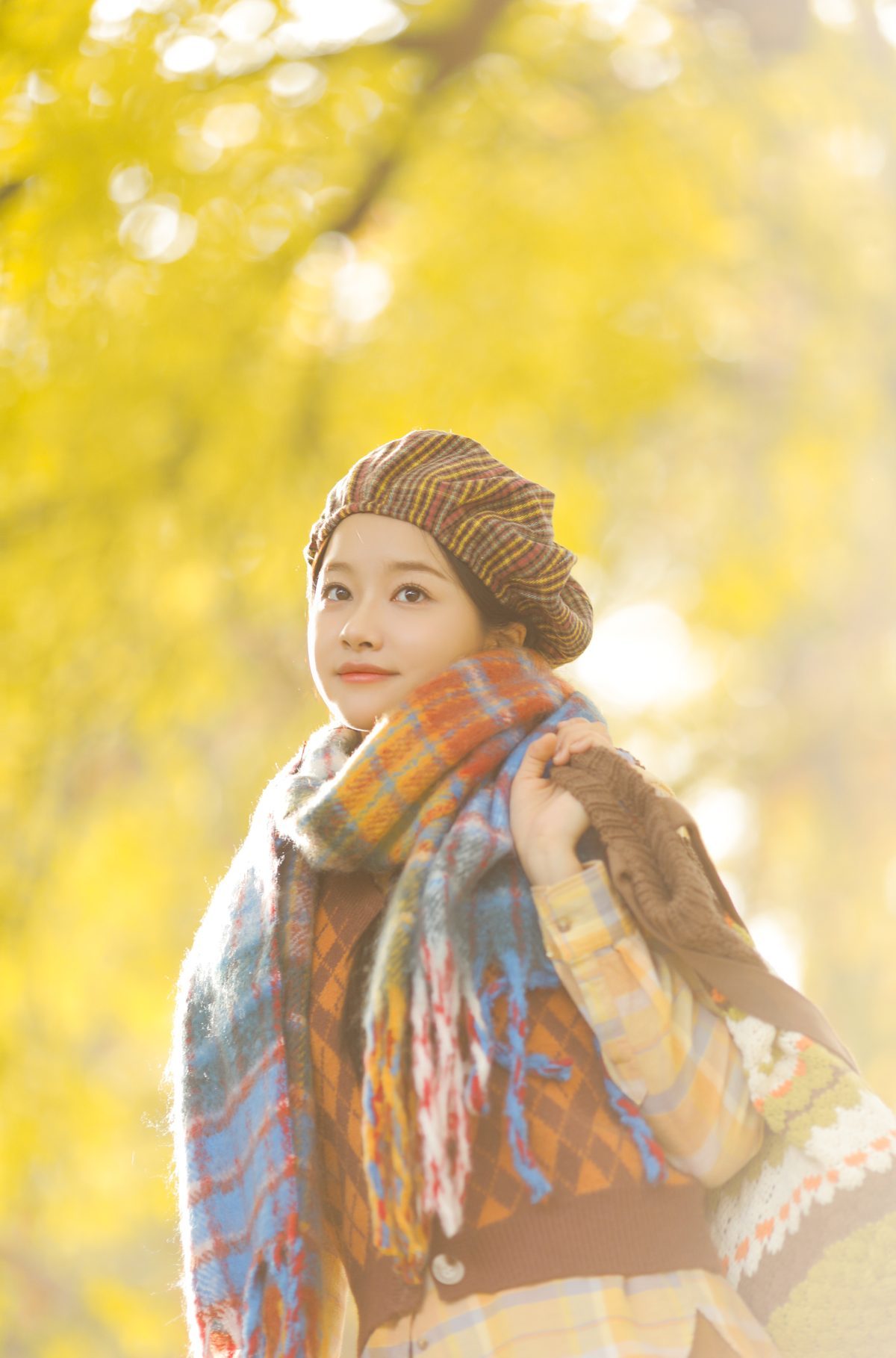 图片[16]-YiTuYu艺图语 Vol.5913 Lou Xin Yue Moon[21P]-六色网