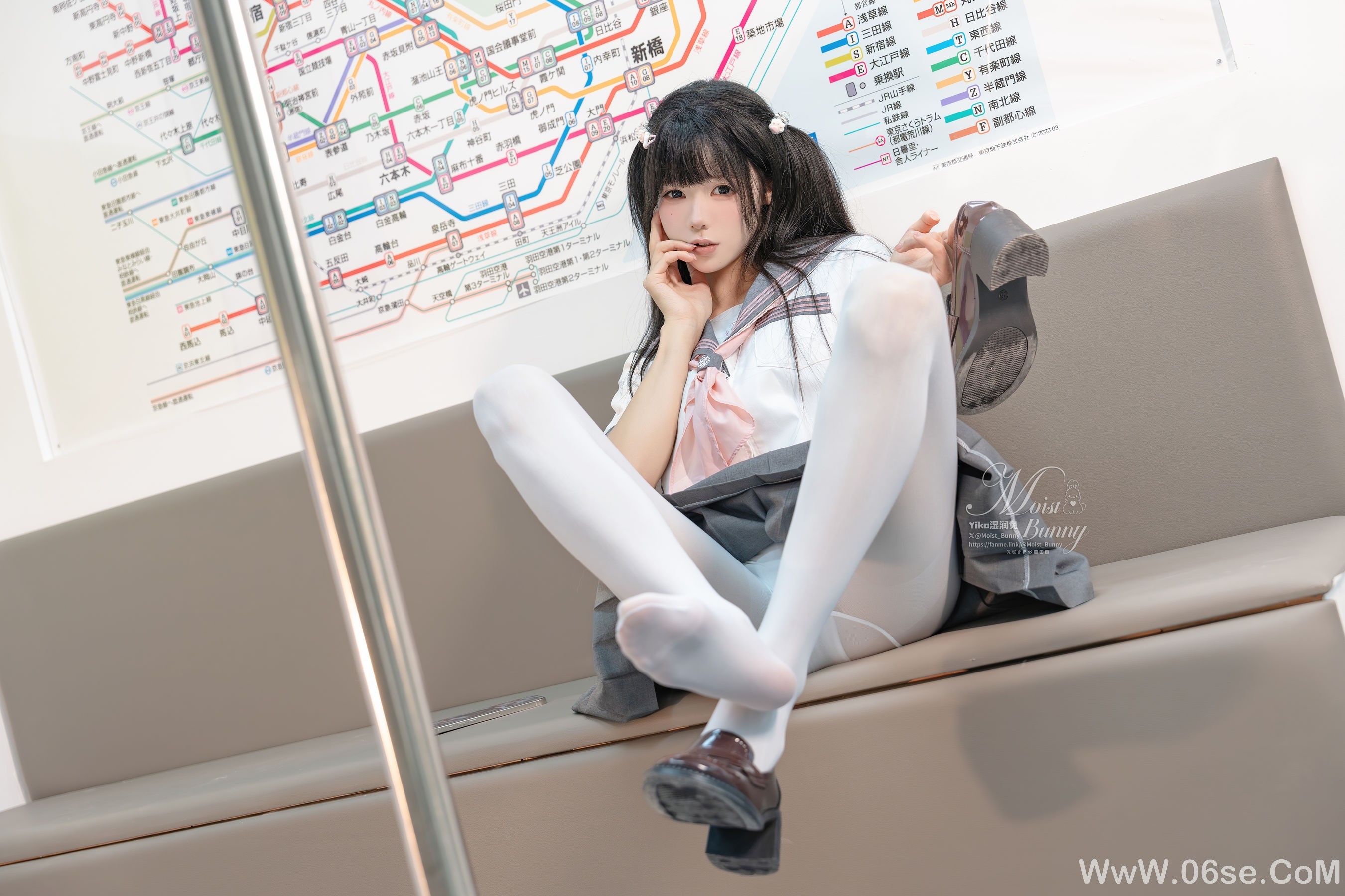 图片[19]-咬一口兔娘 – 地铁萌妹[88P]-六色网