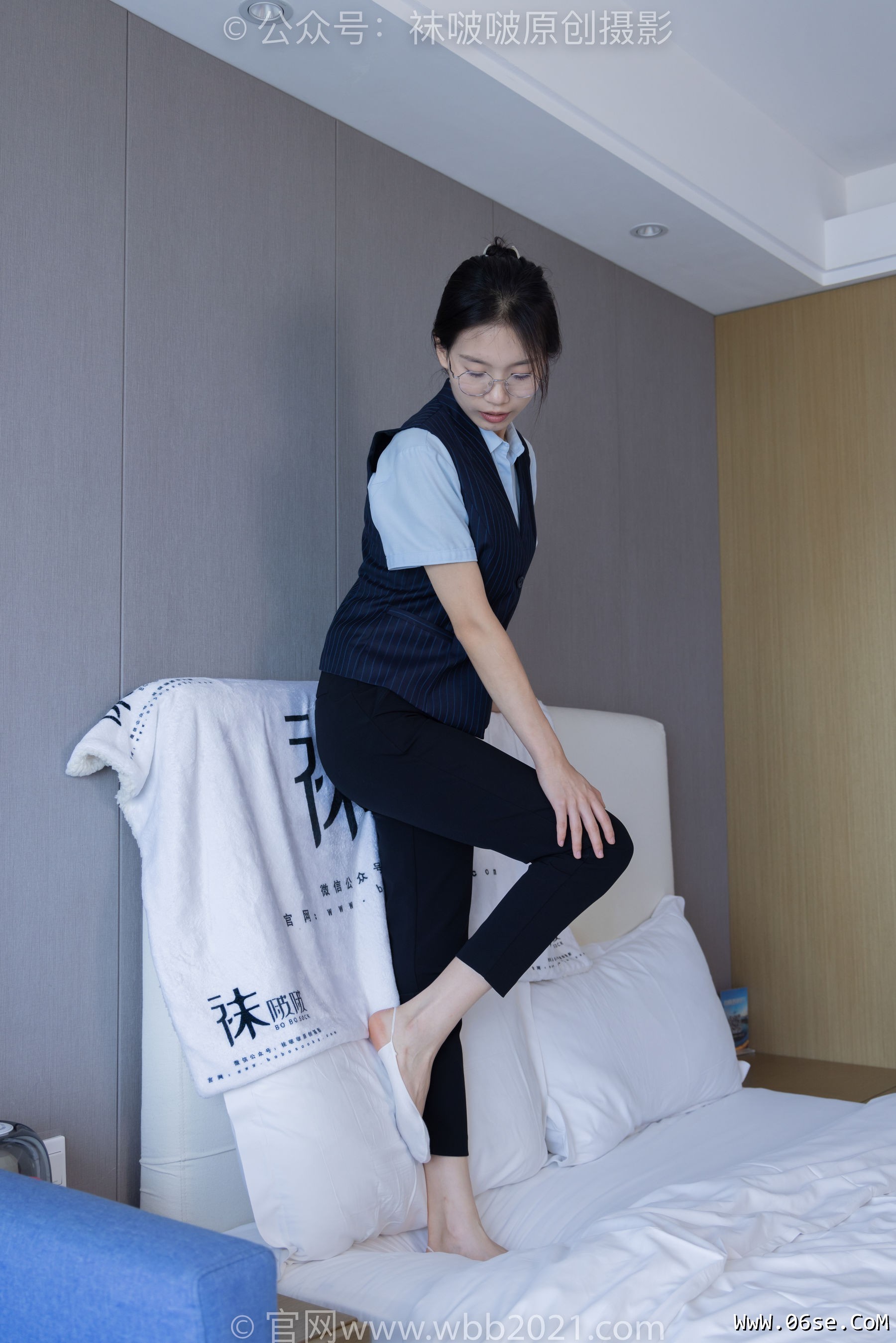 图片[29]-BoBoSocks袜啵啵 No.413 芝士 -高跟鞋、白色吊带船袜、银行制服[145P]-六色网