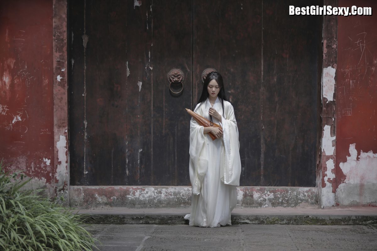 图片[5]-YiTuYu艺图语 Vol.4034 Su Mei Zai Lu Shang[26P]-六色网