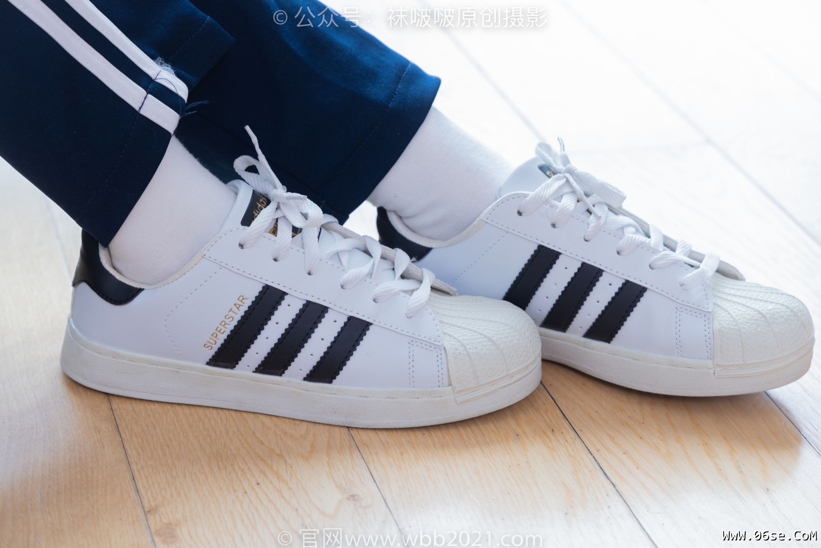 图片[79]-BoBoSocks袜啵啵 No.366 甜甜圈 -三双板鞋、白棉袜、短白丝[150P]-六色网