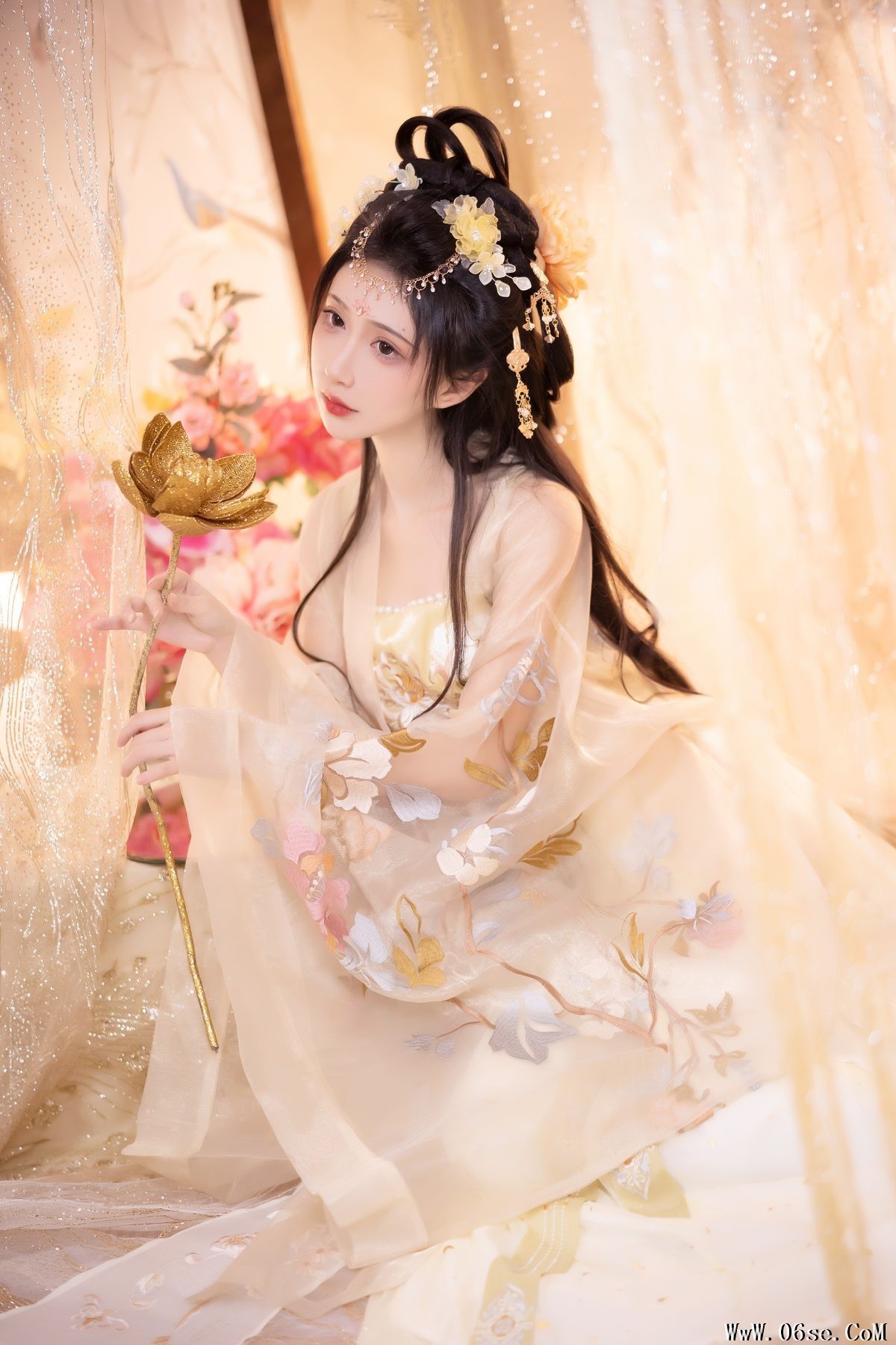图片[21]-YiTuYu艺图语 Vol.3498 Qi Luo Sheng De Xiao Su Su[31P]-六色网