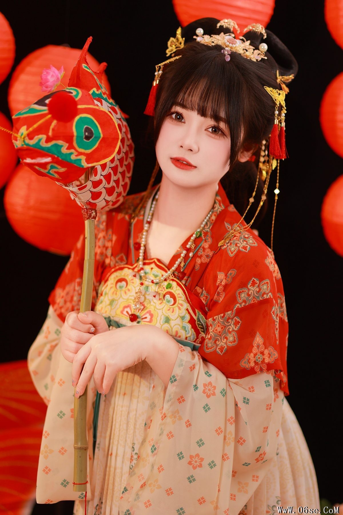 图片[25]-YiTuYu艺图语 Vol.5672 Shi Shi Shi Wo Han Han[34P]-六色网