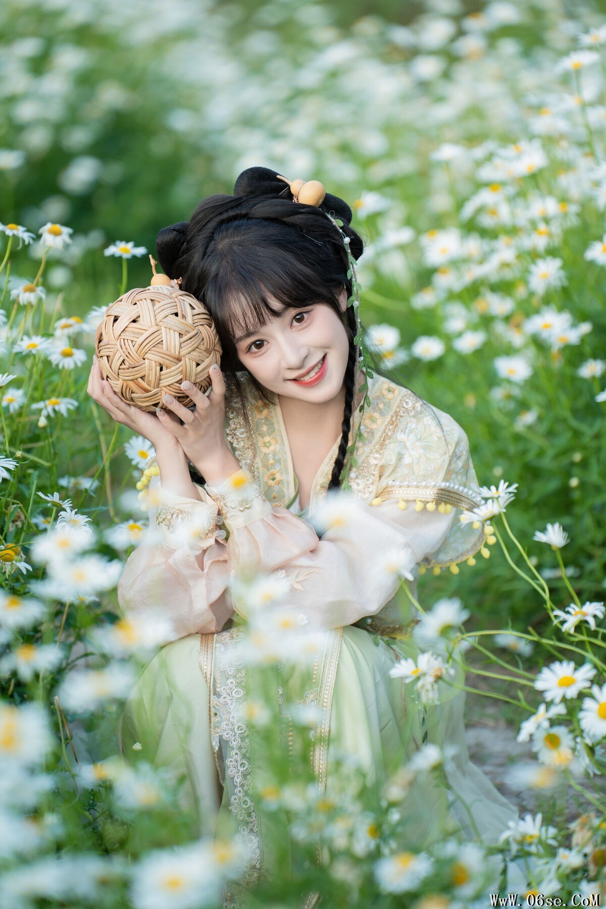 图片[6]-YiTuYu艺图语 Vol.7299 Xia Yu Xiao Nian[25P]-六色网