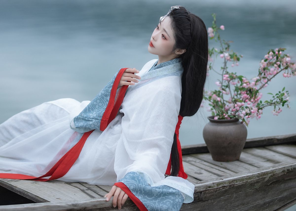 图片[18]-YiTuYu艺图语 Vol.5040 Yun Yun De Hei Yan Quan Er[24P]-六色网