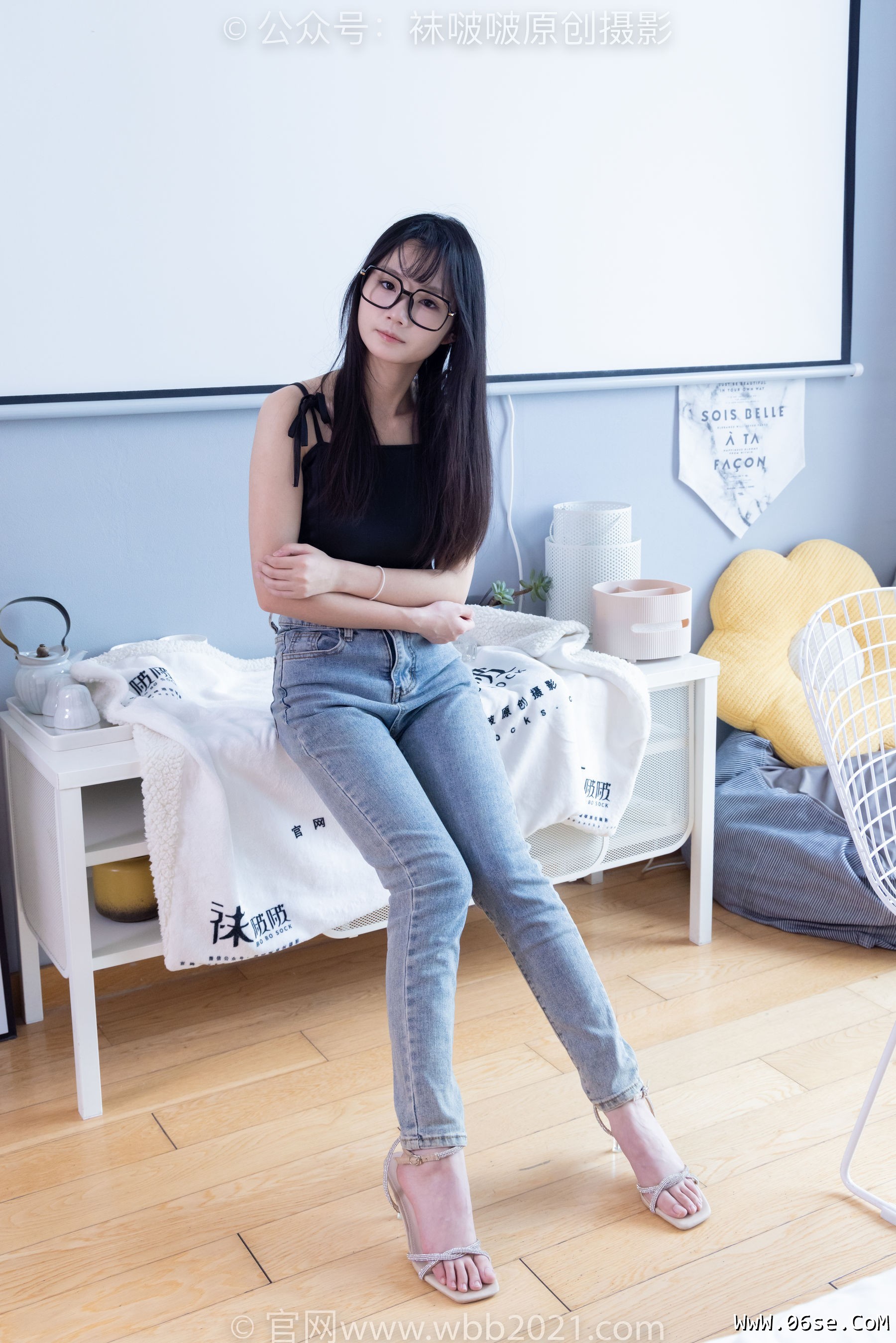图片[109]-BoBoSocks袜啵啵 No.359 甜甜圈 -板鞋、高跟鞋、牛仔裤、裸足、连衣裙、肉丝[180P]-六色网