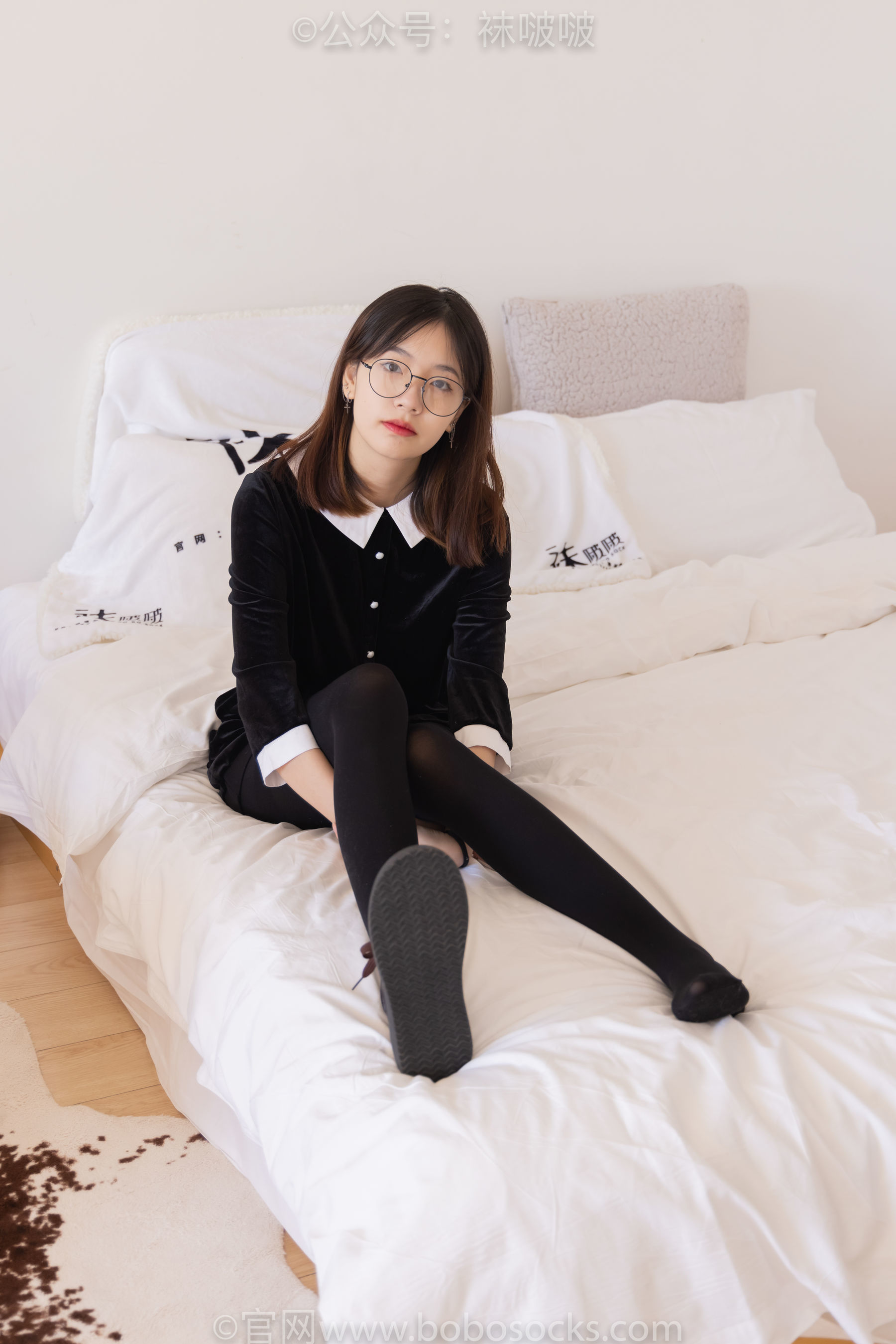 图片[29]-BoBoSocks袜啵啵 No.053 小甜豆-皮鞋、厚黑丝、黑色蕾丝船袜[140P]-六色网