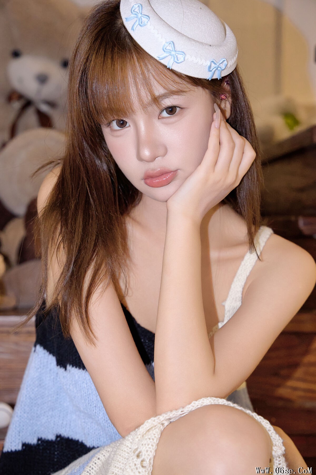 图片[23]-YiTuYu艺图语 Vol.7603 Wen Si Er Vv[26P]-六色网
