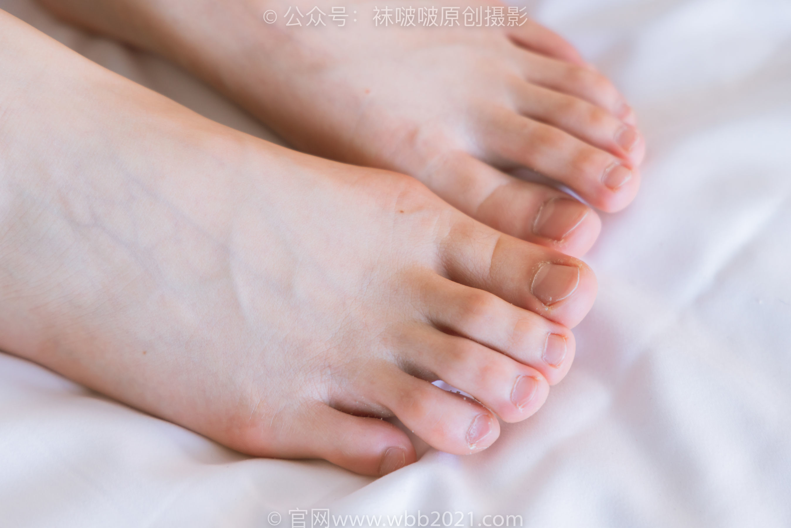 图片[33]-BoBoSocks袜啵啵 No.246 小沫 -高跟鞋、绿色丝袜、短肉丝、短黑丝、裸足、ol制服[140P]-六色网