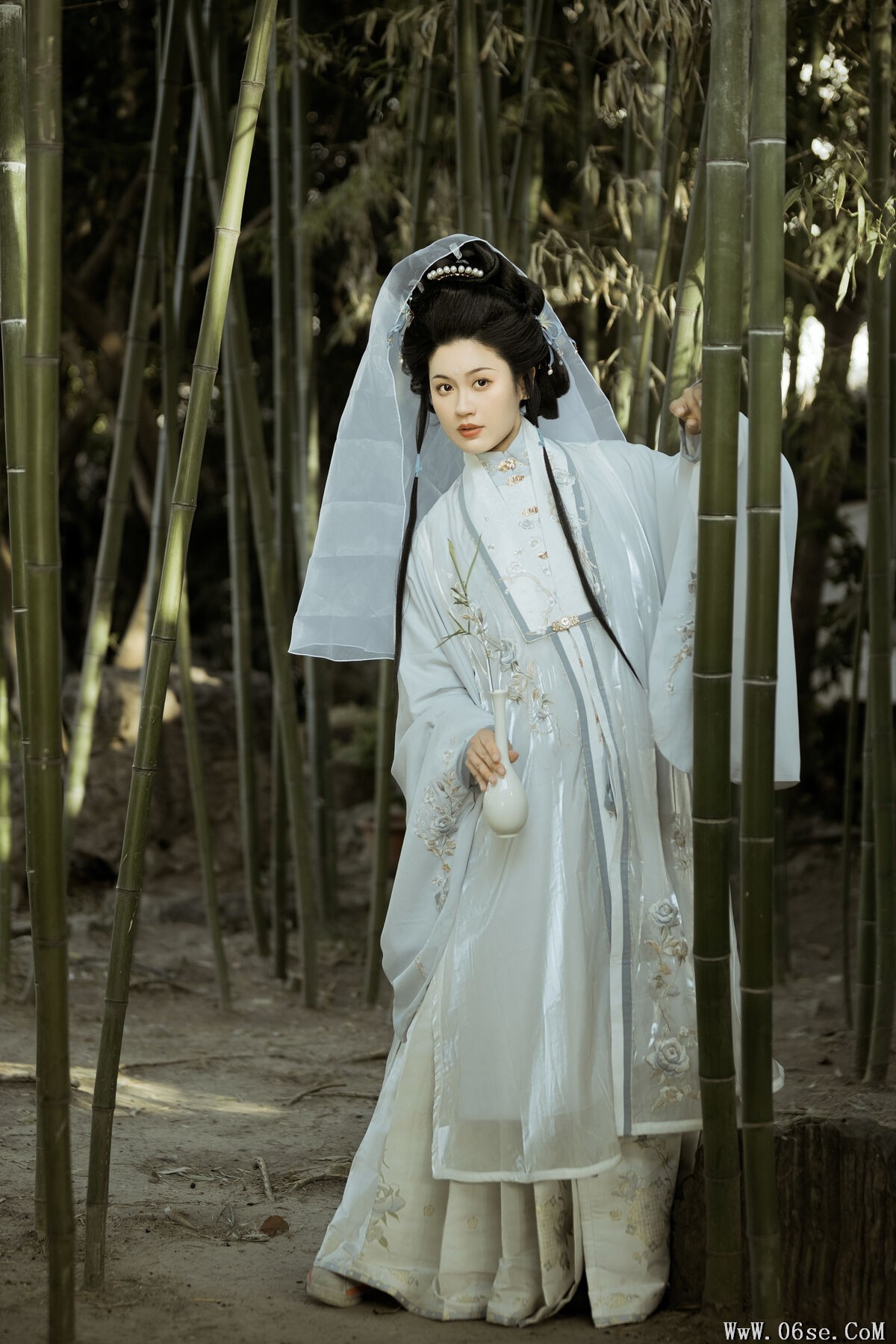 图片[4]-YiTuYu艺图语 Vol.6914 Tang Yi[26P]-六色网