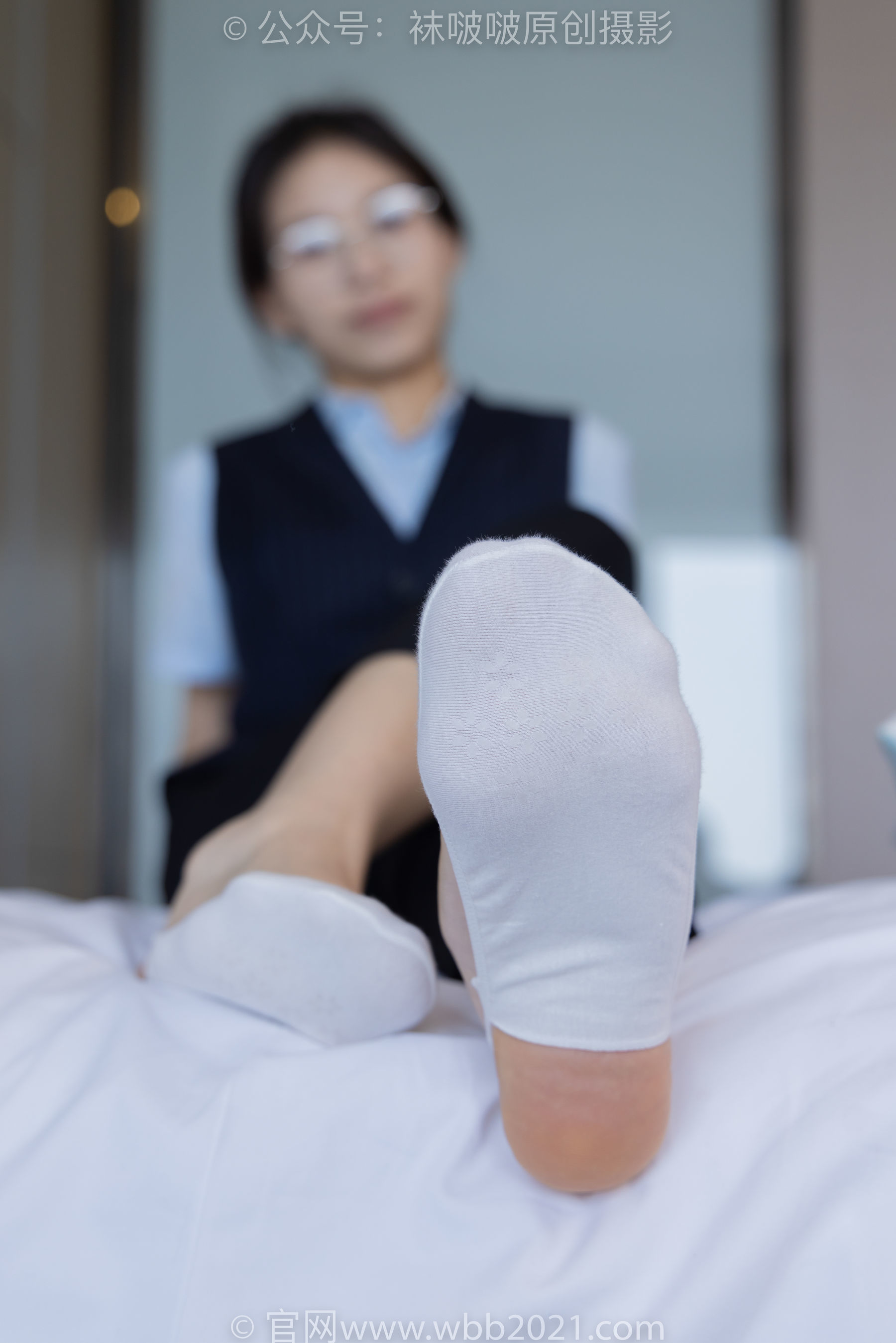 图片[11]-BoBoSocks袜啵啵 No.413 芝士 -高跟鞋、白色吊带船袜、银行制服[145P]-六色网