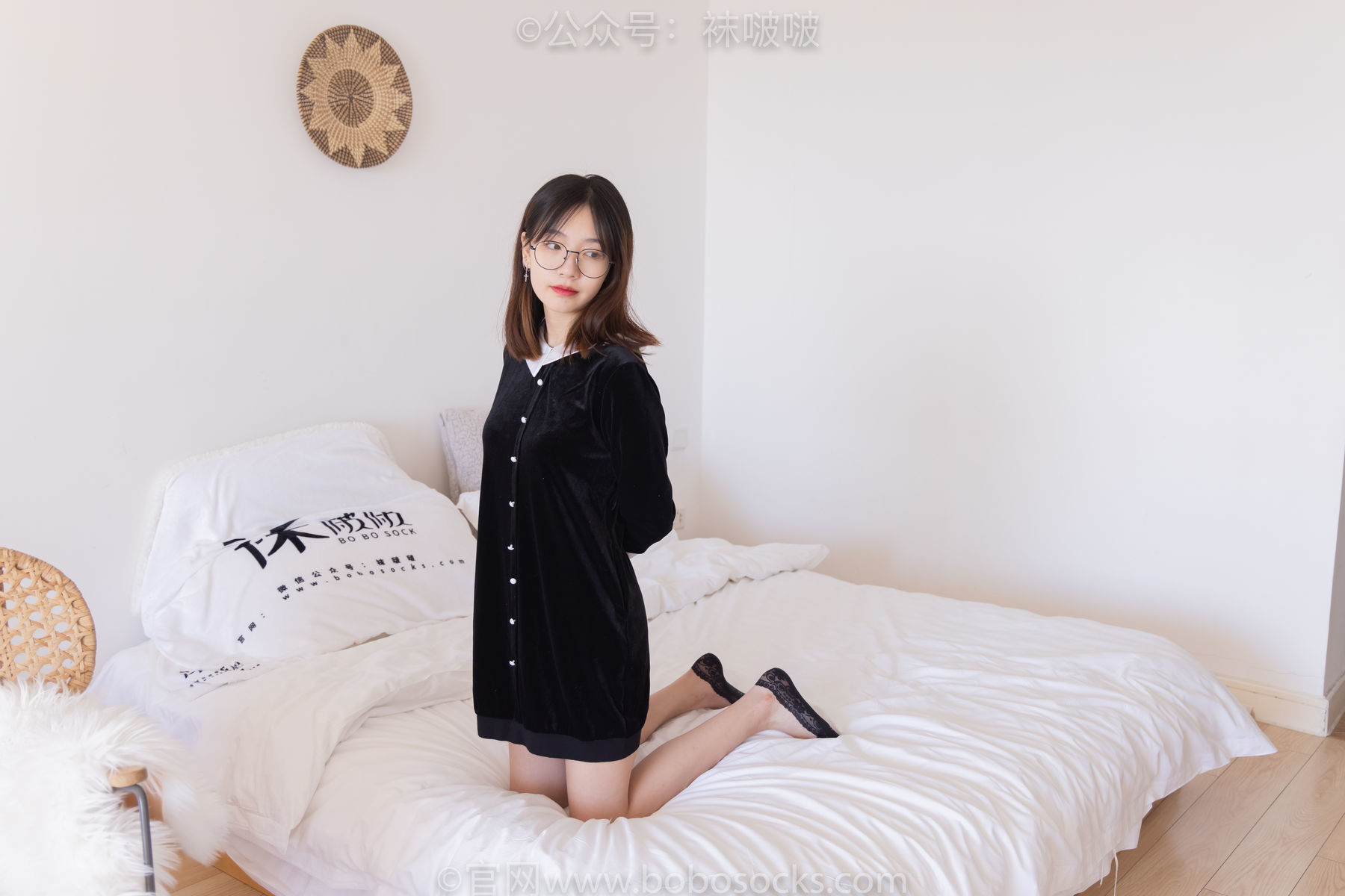 图片[115]-BoBoSocks袜啵啵 No.053 小甜豆-皮鞋、厚黑丝、黑色蕾丝船袜[140P]-六色网