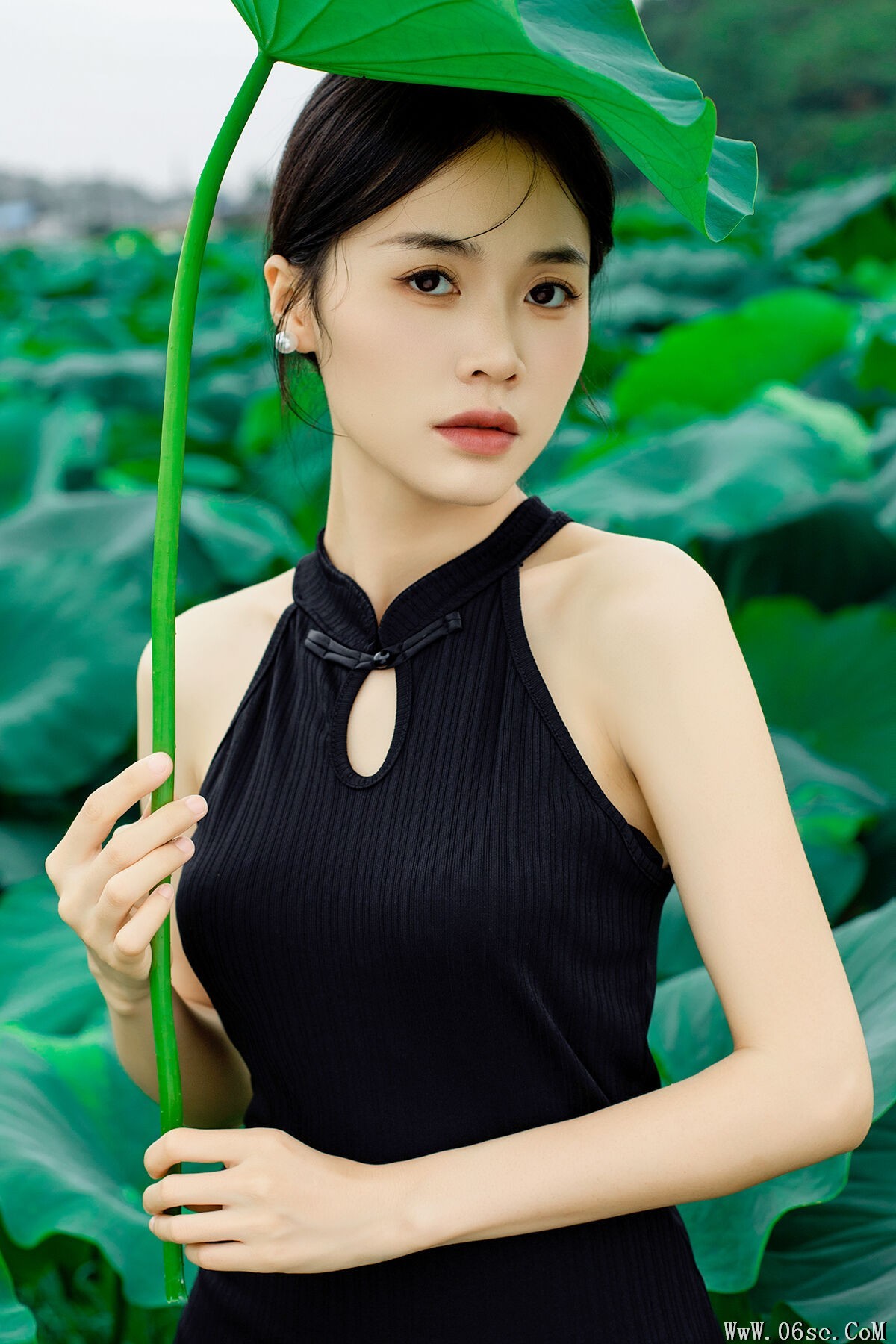 YiTuYu艺图语 Vol.7663 Yi[30P]-六色网