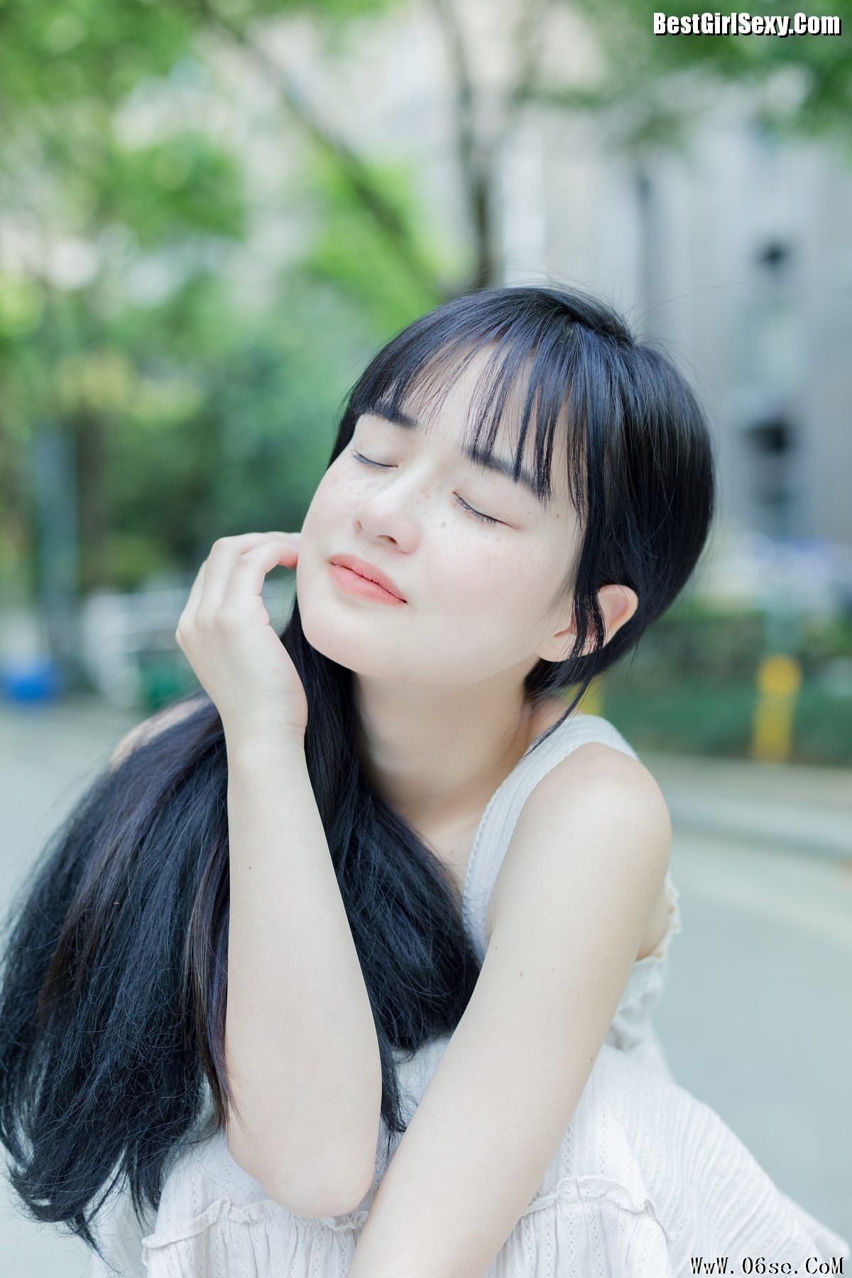 图片[25]-YiTuYu艺图语 Vol.4045 Xiao Yi Mei Mei Cute[31P]-六色网
