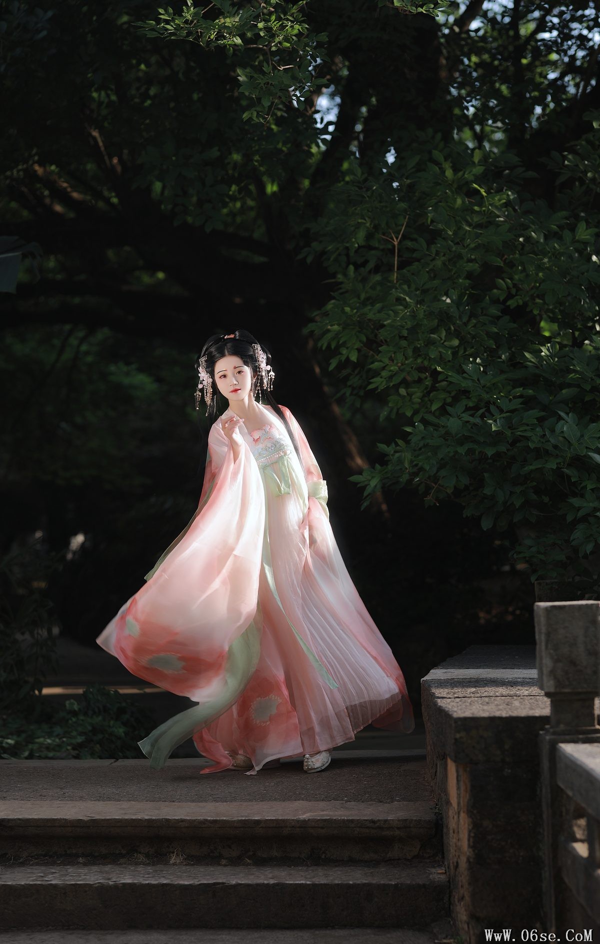图片[4]-YiTuYu艺图语 Vol.4556 Ting Ting[31P]-六色网
