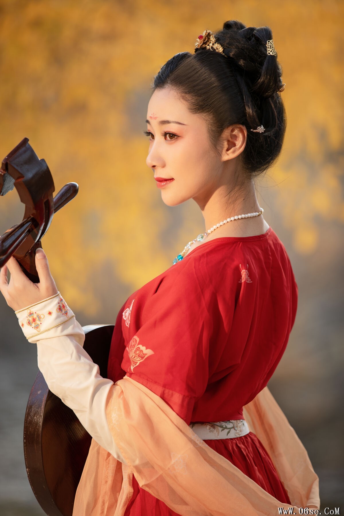 图片[5]-YiTuYu艺图语 Vol.6988 Mu Ge[24P]-六色网