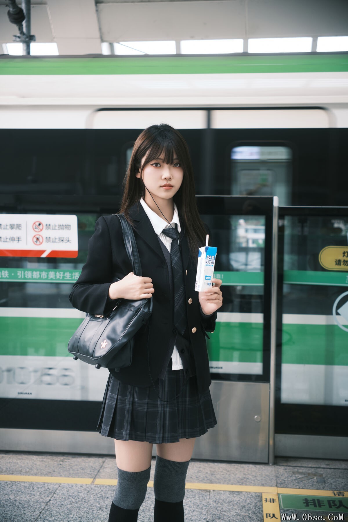 图片[17]-YiTuYu艺图语 Vol.7085 A Jing[29P]-六色网
