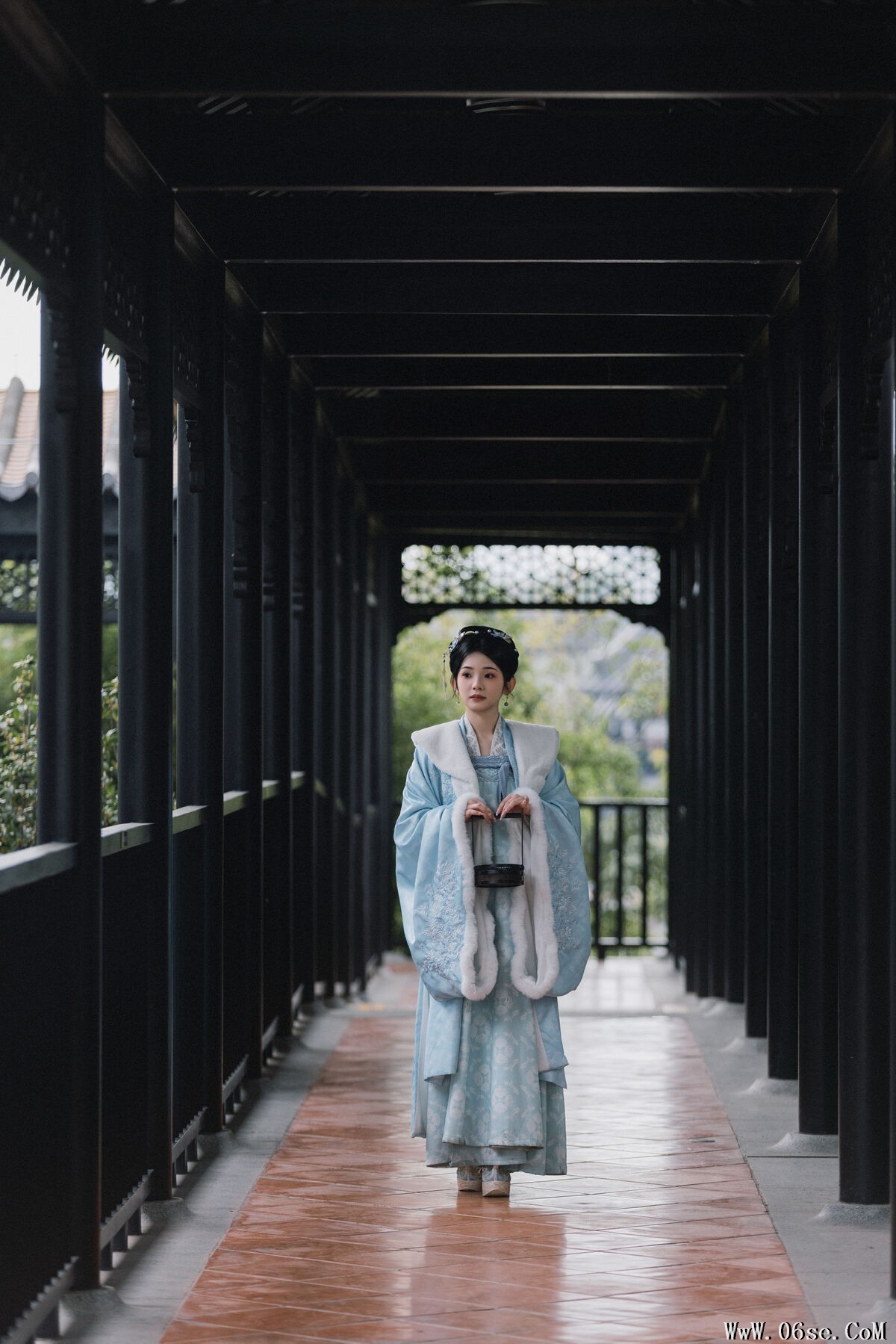 图片[20]-YiTuYu艺图语 Vol.6508 Yi Xin[29P]-六色网