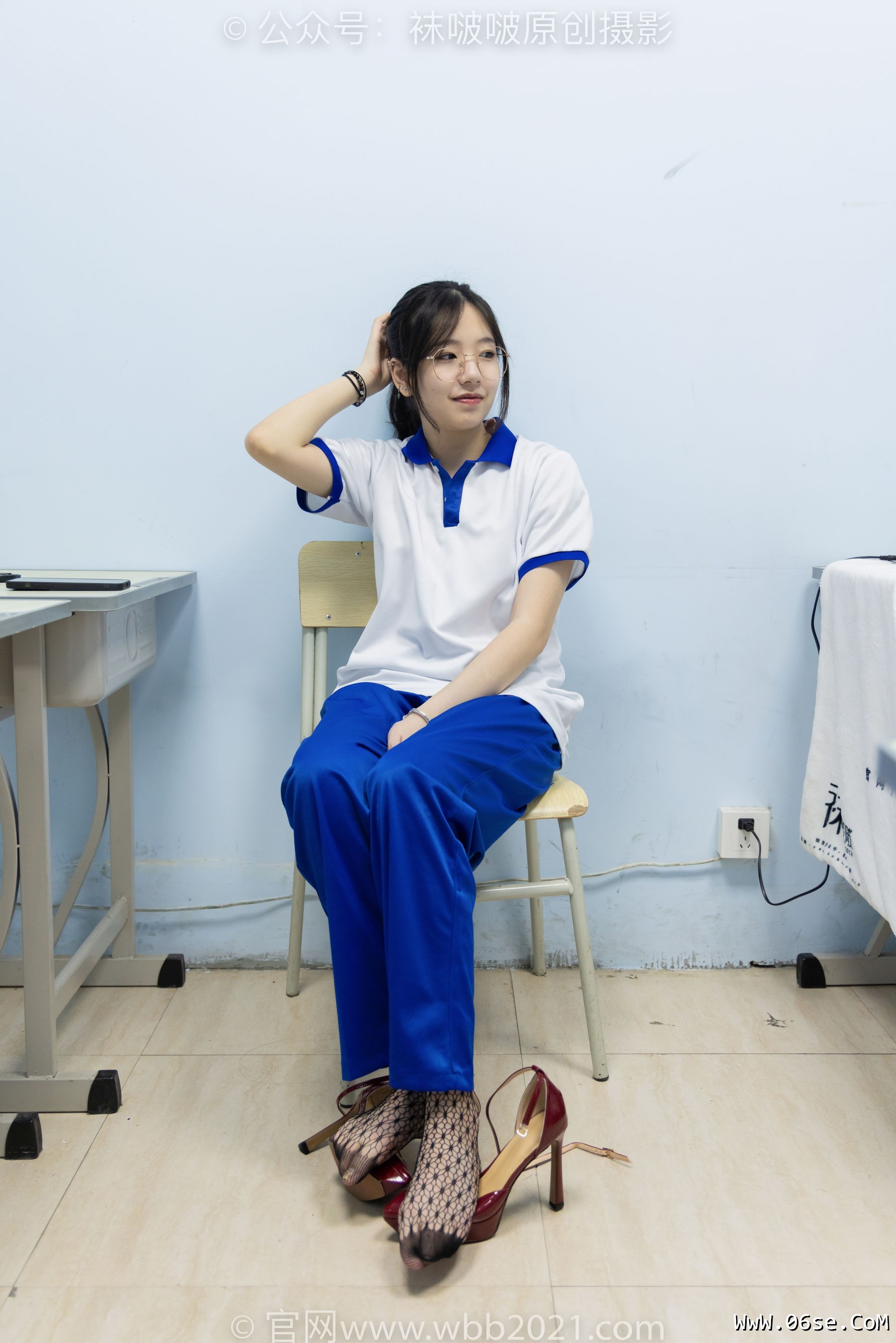 图片[134]-BoBoSocks袜啵啵 No.375 小甜豆 -高跟鞋、黑色蕾丝网袜、校服裤里丝[160P]-六色网
