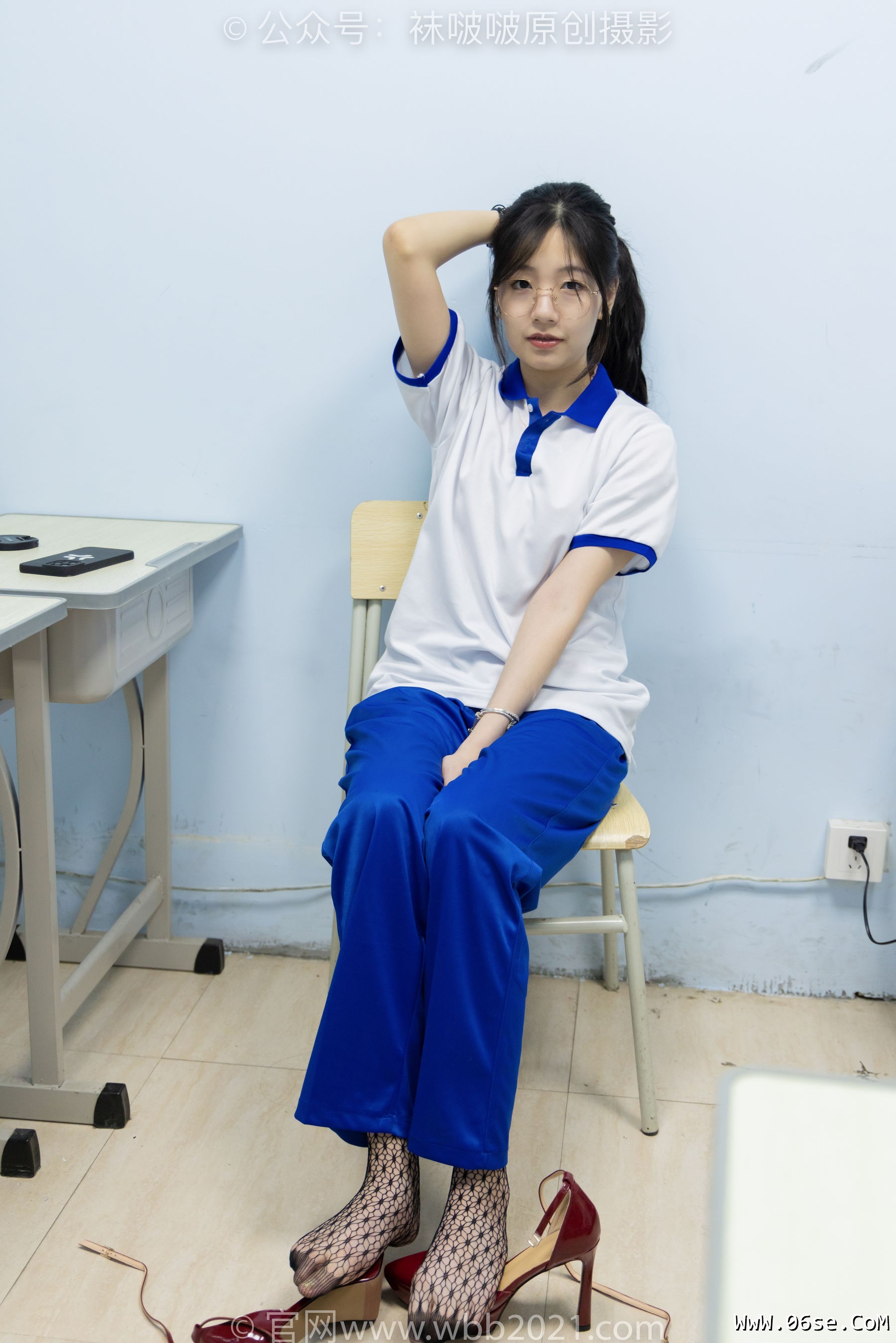 图片[142]-BoBoSocks袜啵啵 No.375 小甜豆 -高跟鞋、黑色蕾丝网袜、校服裤里丝[160P]-六色网