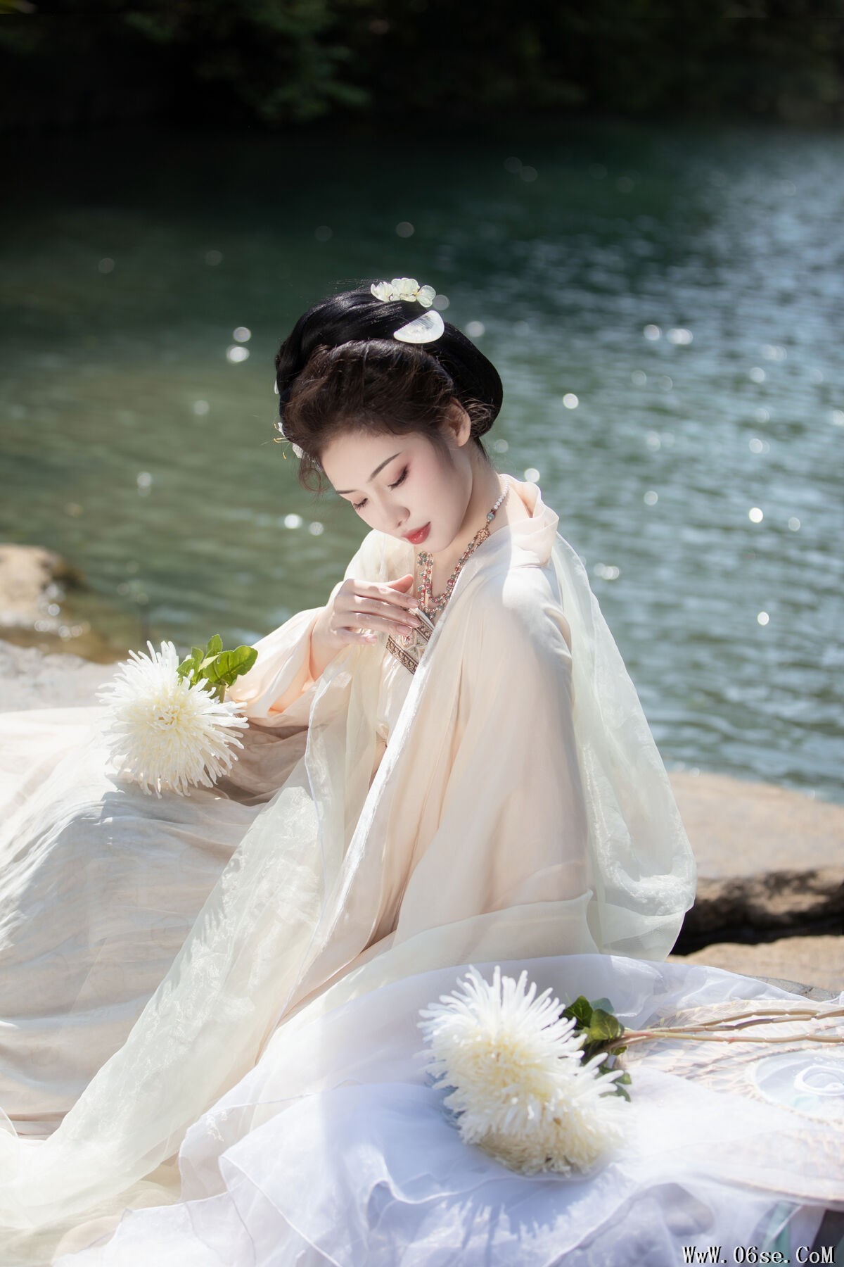 图片[16]-YiTuYu艺图语 Vol.7233 Wei Wei[28P]-六色网