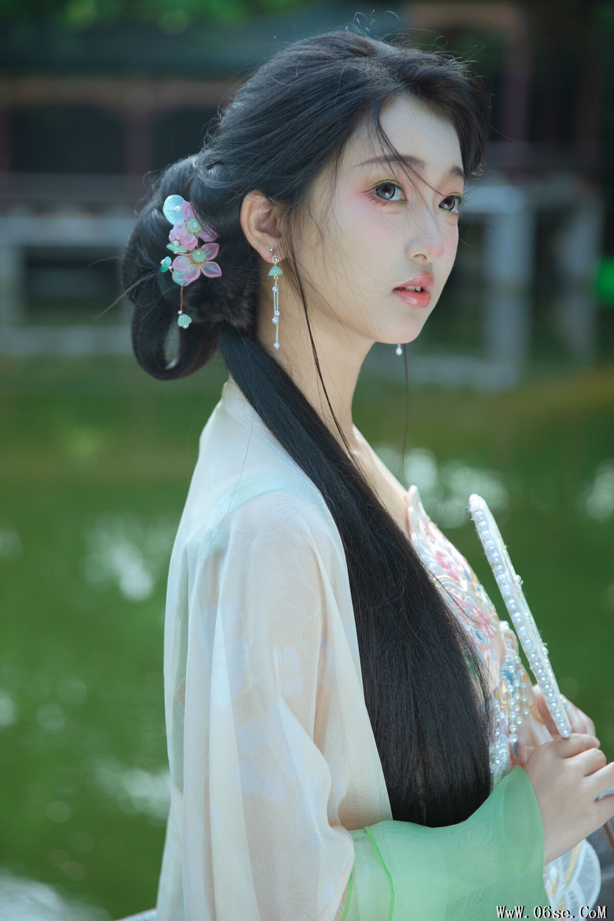 图片[5]-YiTuYu艺图语 Vol.7300 Leng Ku Wang Ye[25P]-六色网