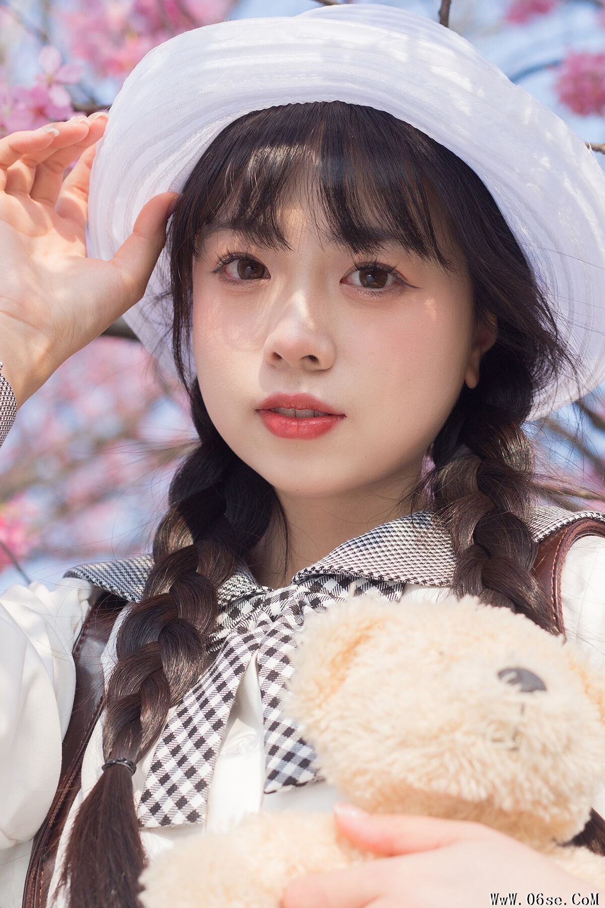 YiTuYu艺图语 Vol.6771 Yi Zhi Nuan Nuan[28P]-六色网