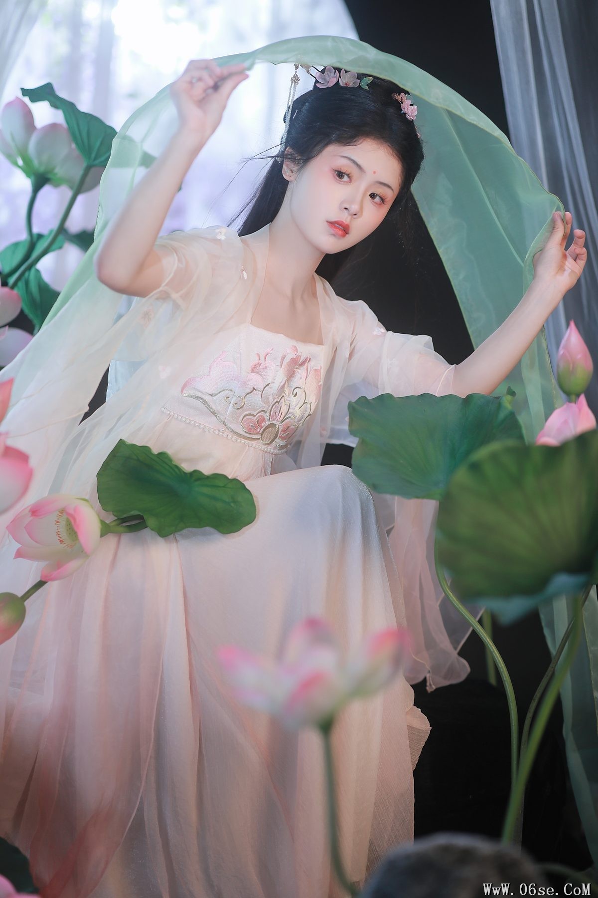 图片[36]-YiTuYu艺图语 Vol.4974 Dai Bu Zhu De Yi Mi[37P]-六色网